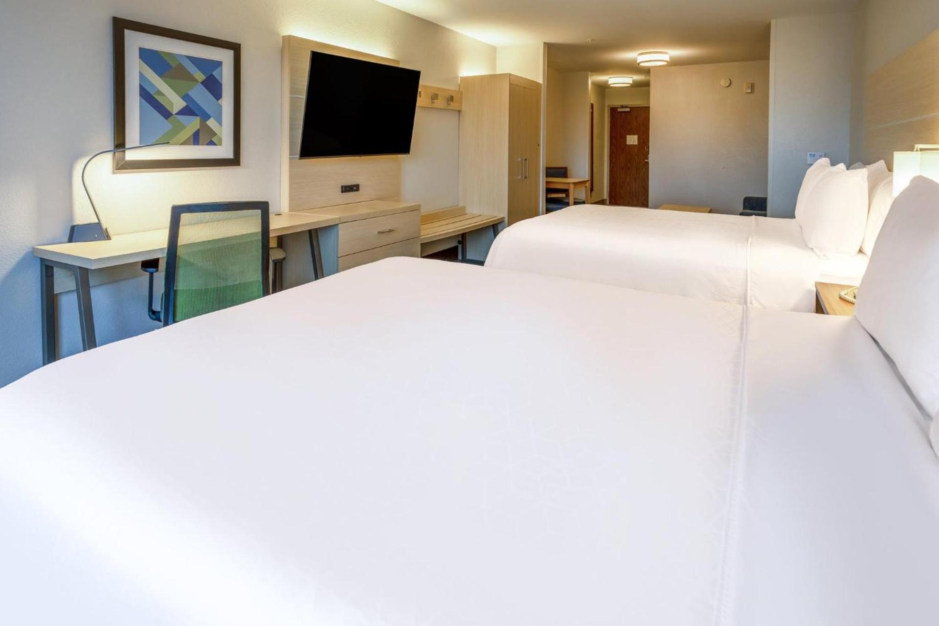 Holiday Inn Express Hotel & Suites Salisbury - Delmar by IHG photo 49