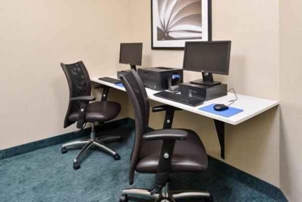 Candlewood Suites Beaumont by IHG photo 16