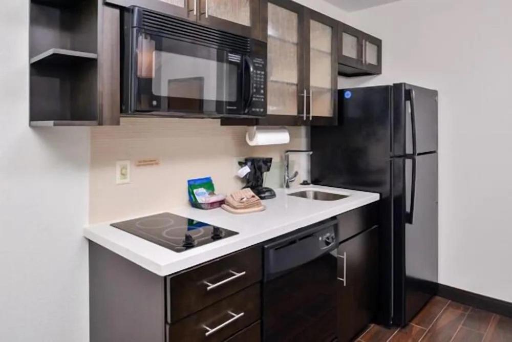 Candlewood Suites Beaumont by IHG photo 22