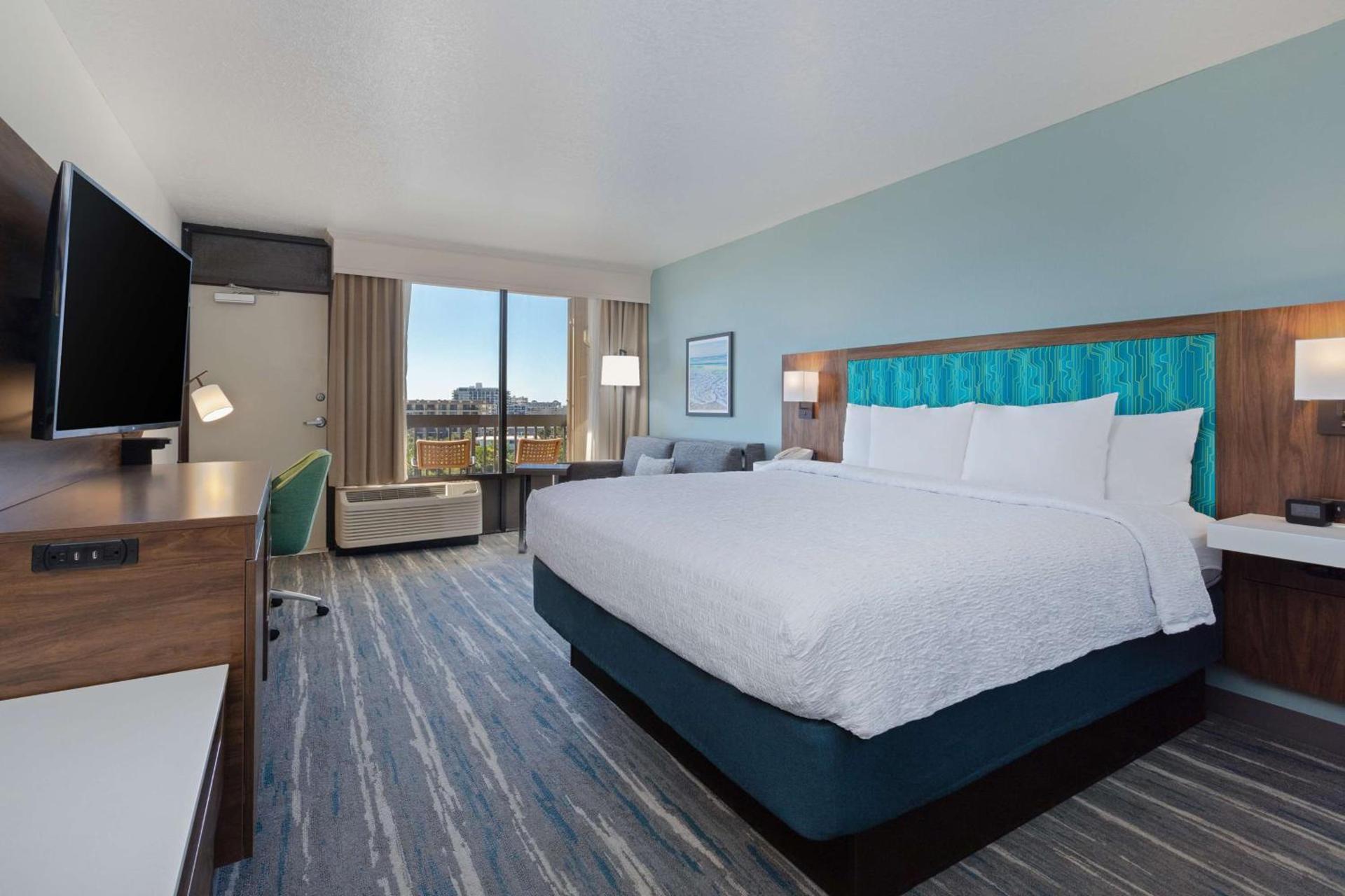Hampton Inn Cocoa Beach photo 33