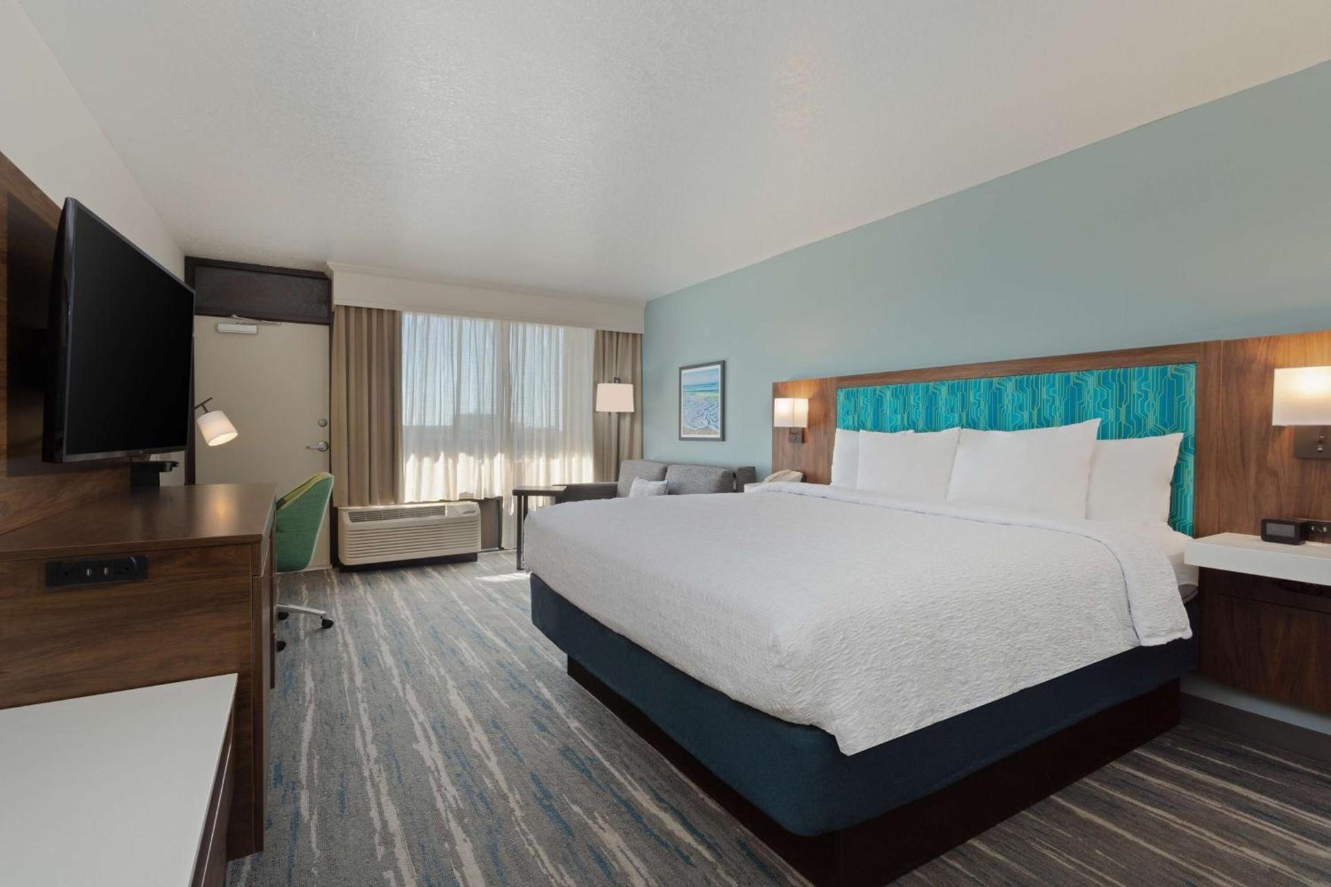 Hampton Inn Cocoa Beach photo 35