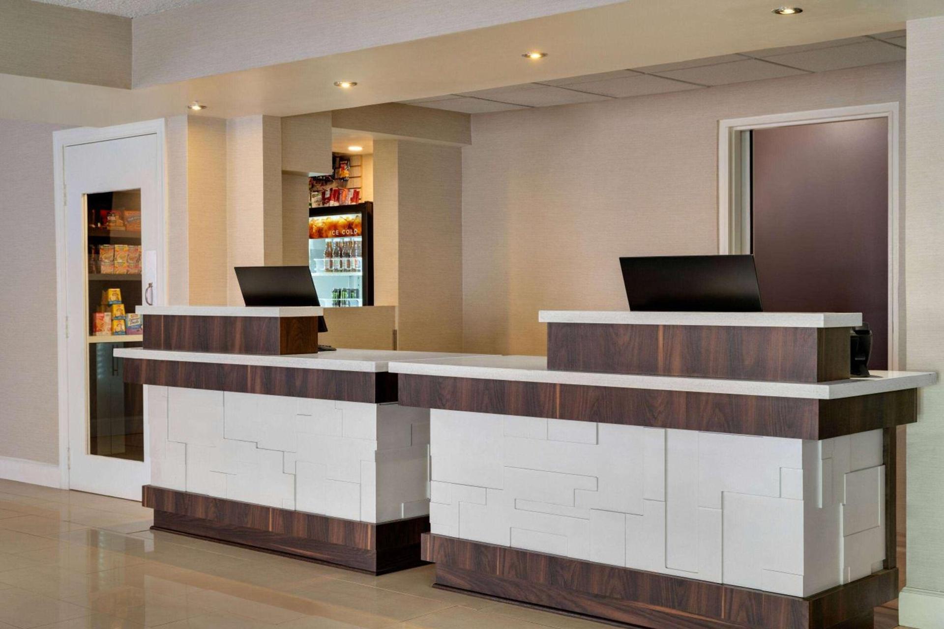 Spark by Hilton Waldorf photo 3