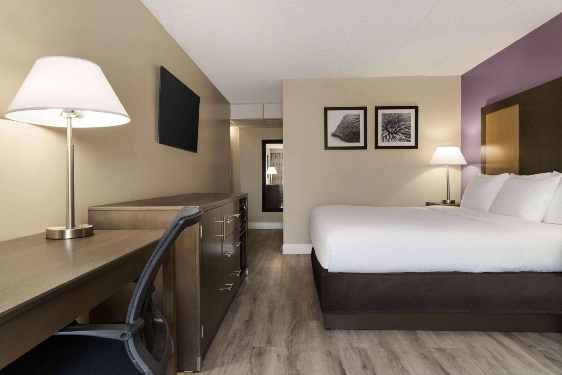 Spark by Hilton Waldorf photo 14
