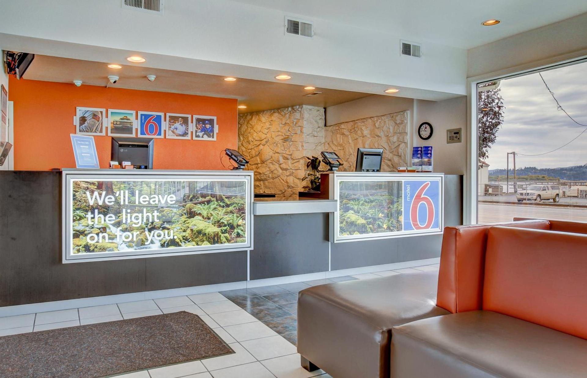 Motel 6-Coos Bay, OR photo 5