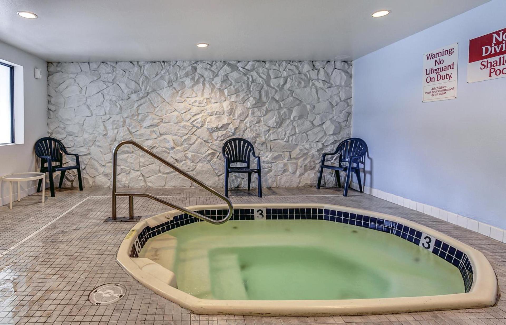 Motel 6-Coos Bay, OR photo 8