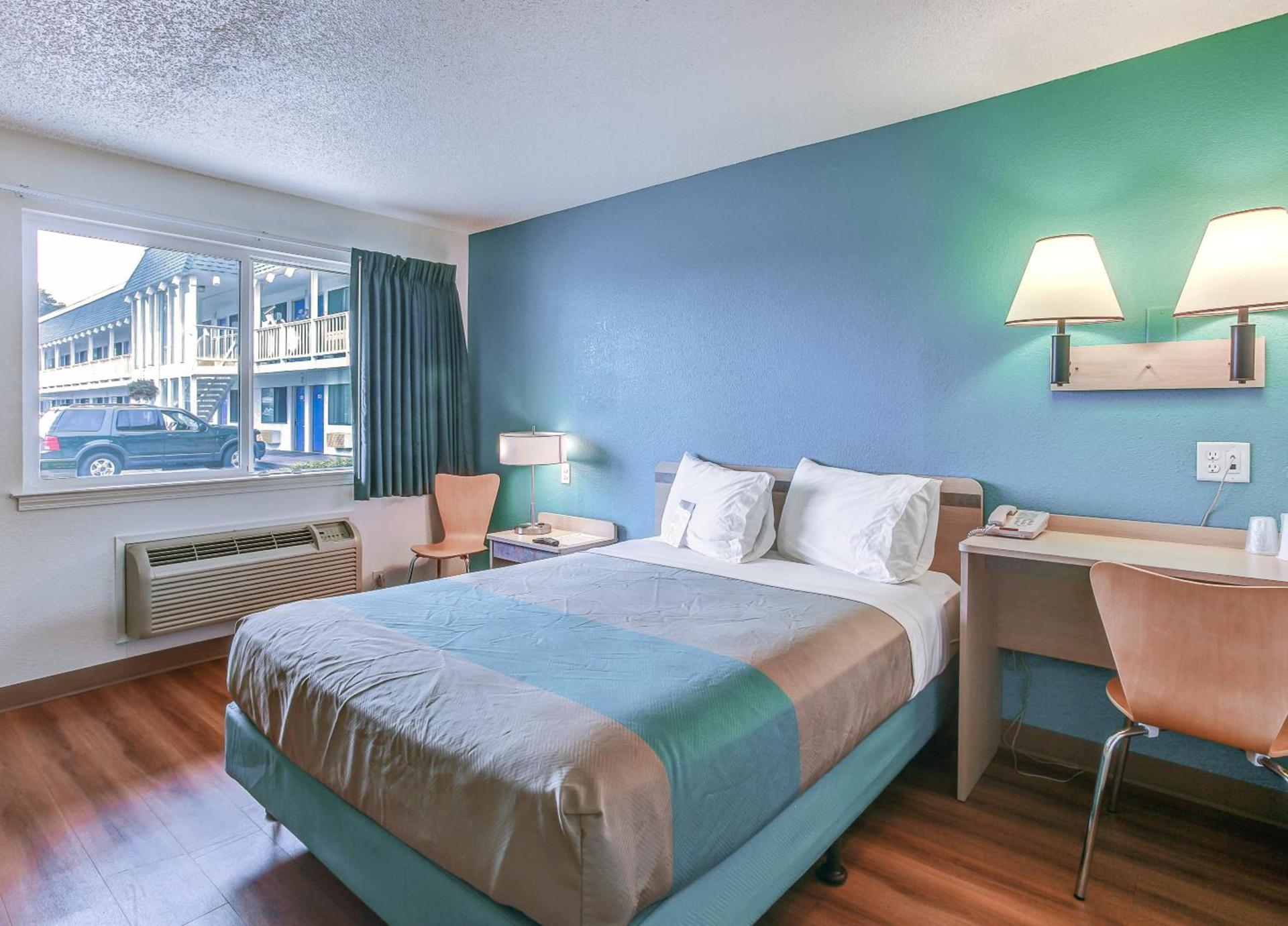 Motel 6-Coos Bay, OR photo 14