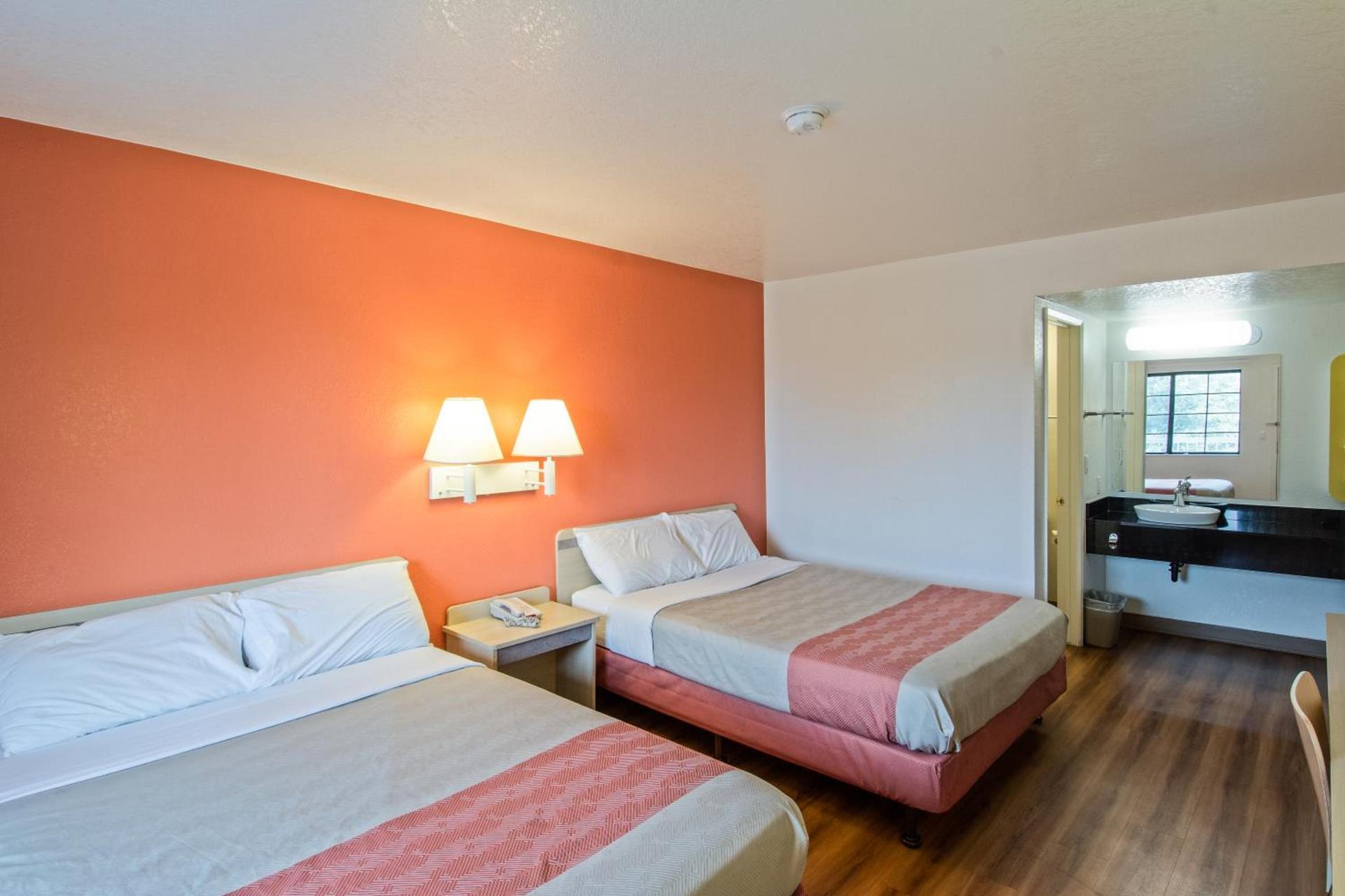 Motel 6-Redding, CA - South photo 55