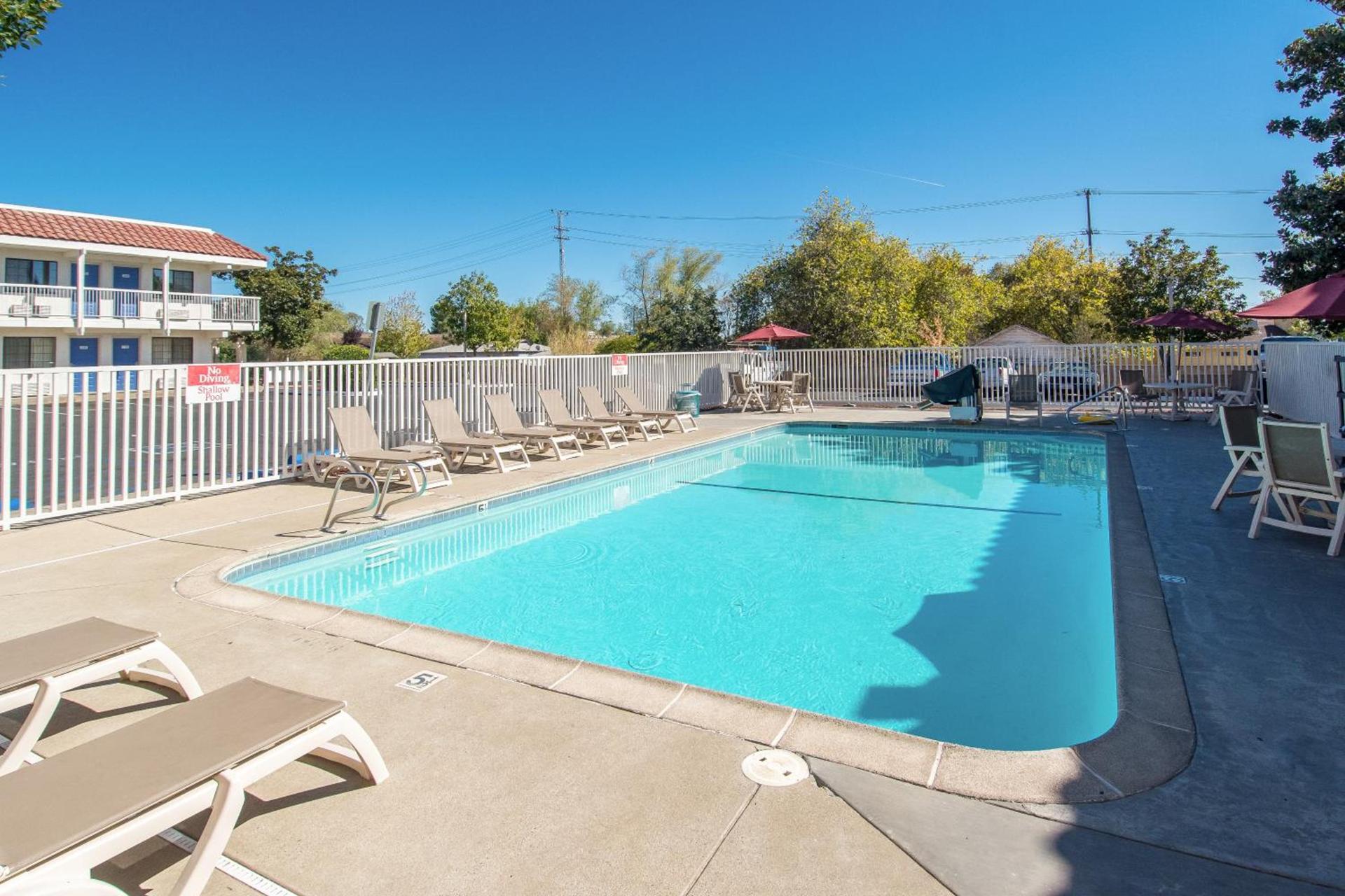 Motel 6-Redding, CA - South photo 21