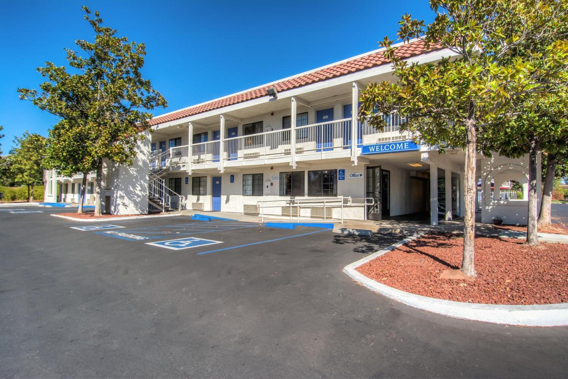Motel 6-Redding, CA - South photo 28