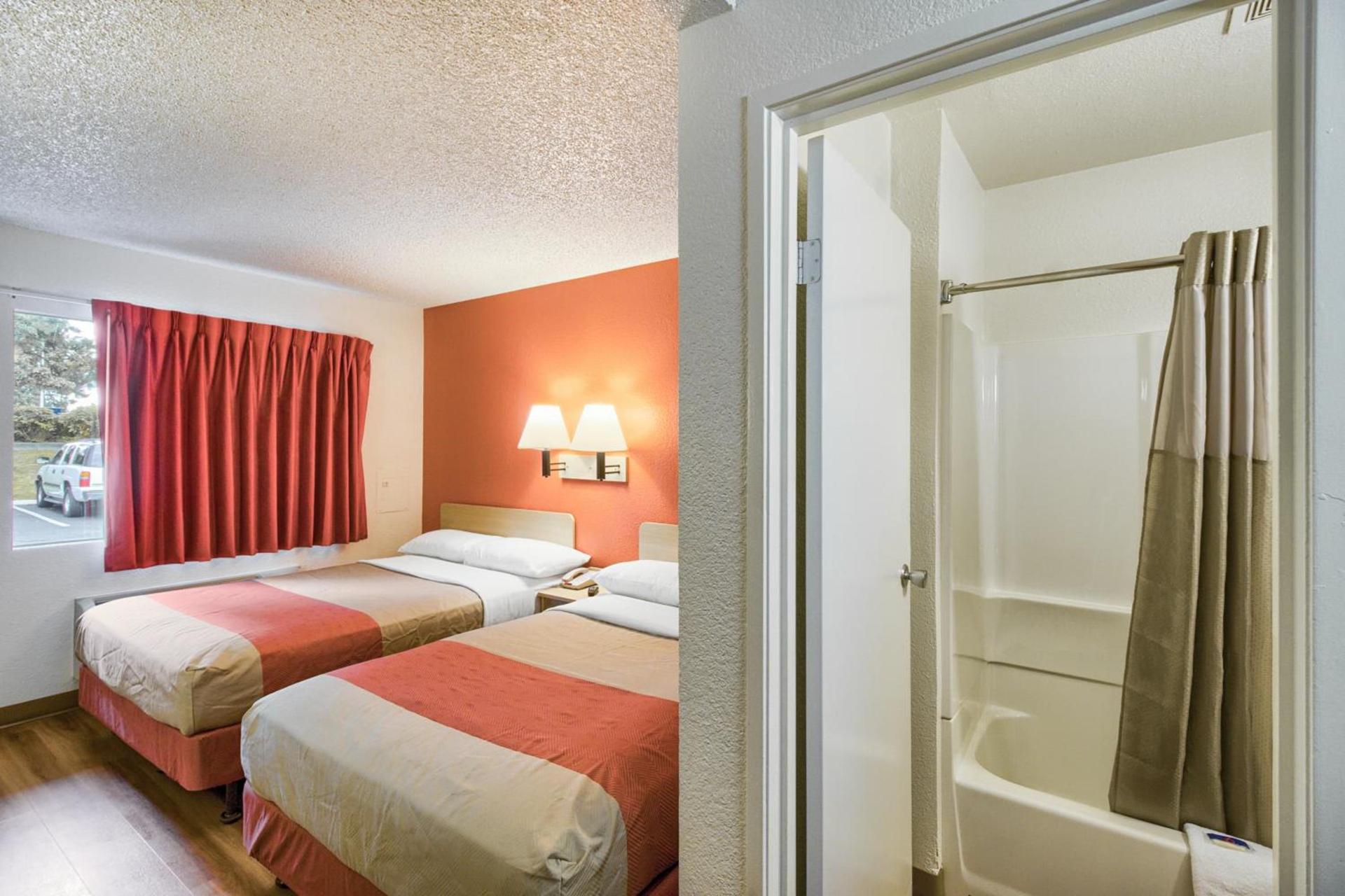 Motel 6-Everett, WA - South photo 10
