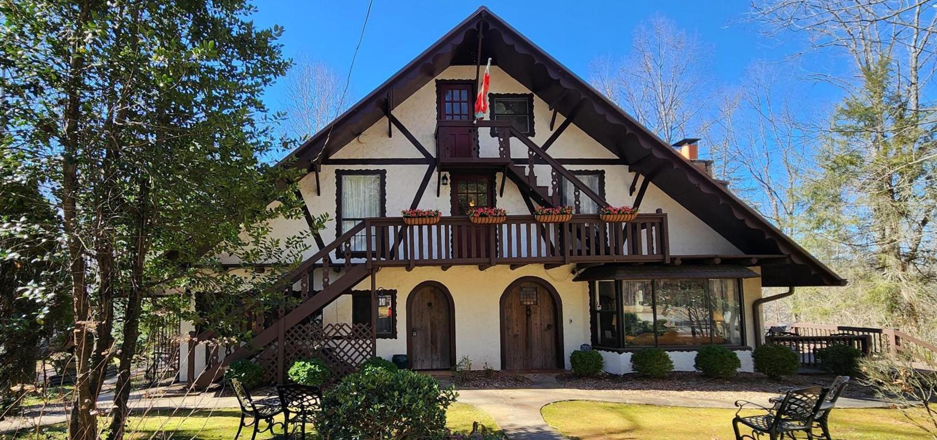 Lily Creek Lodge — hotel in Dahlonega