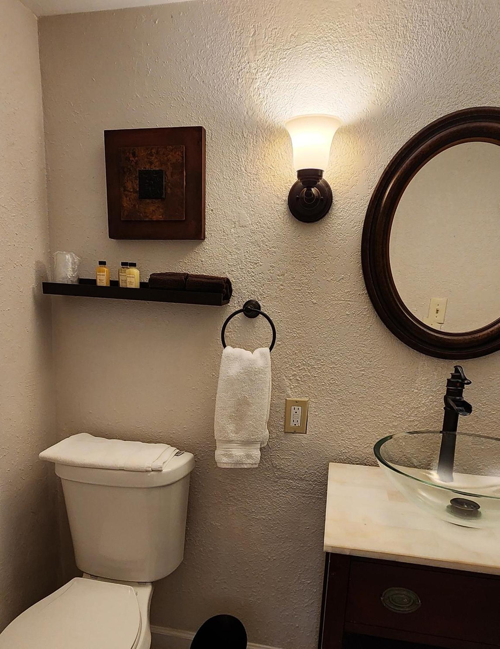 Lily Creek Lodge photo 93