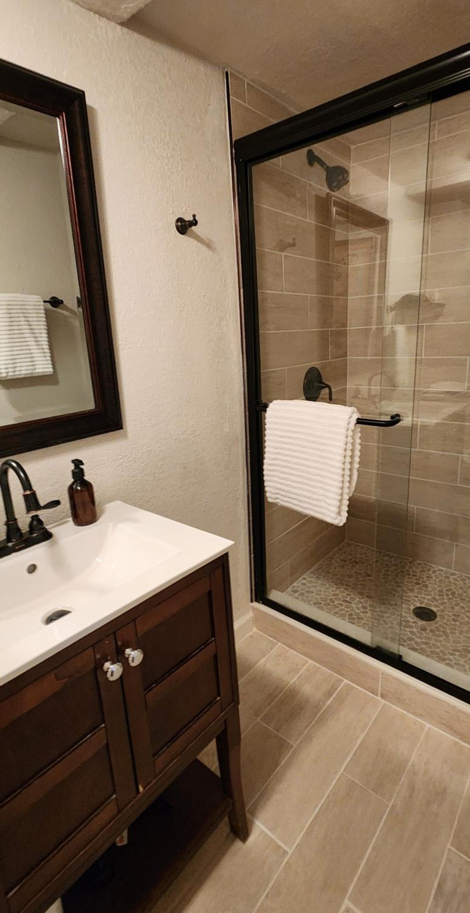 Lily Creek Lodge photo 60