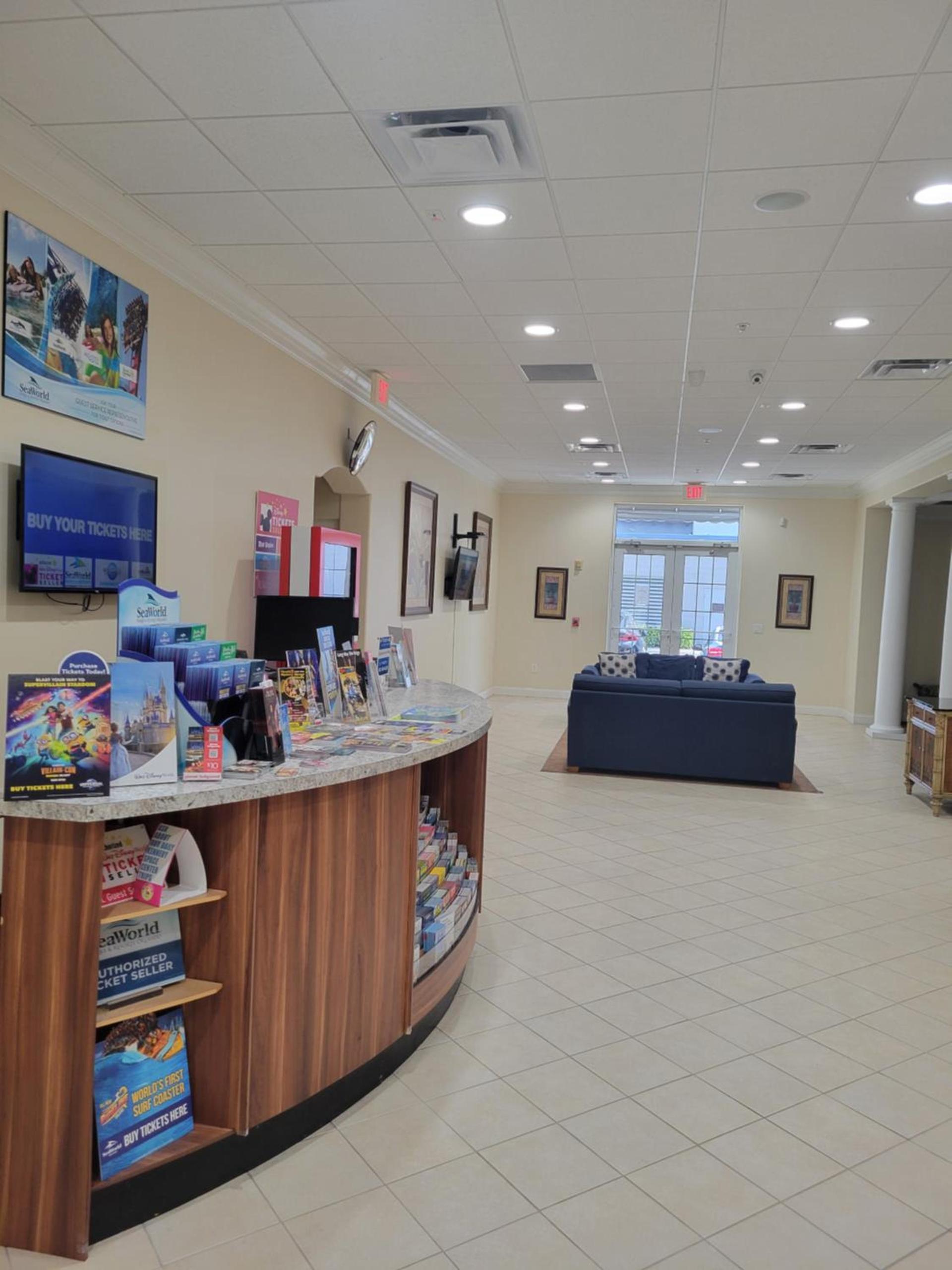 Lakeview Condo Hotel near Disney photo 3