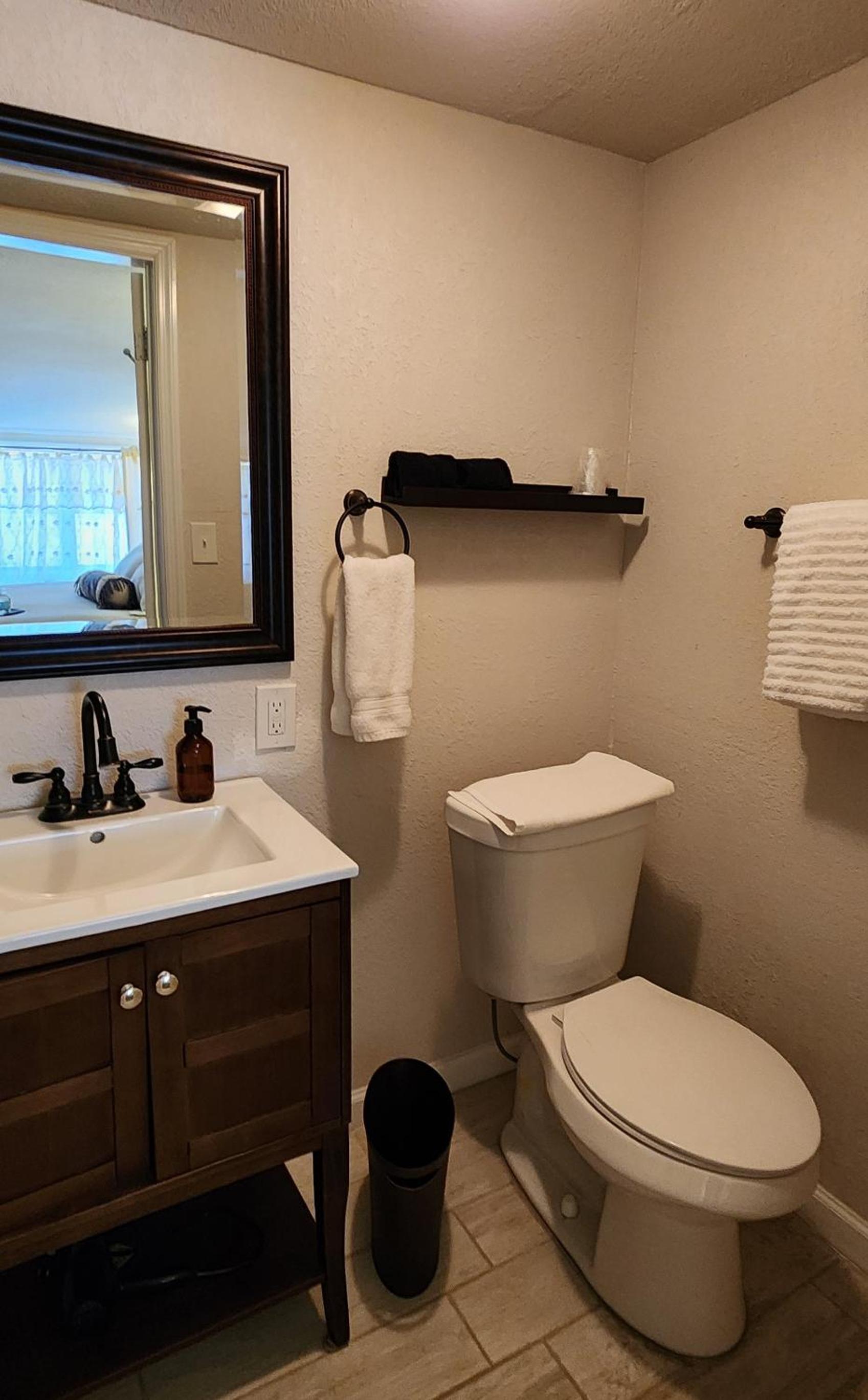 Lily Creek Lodge photo 9