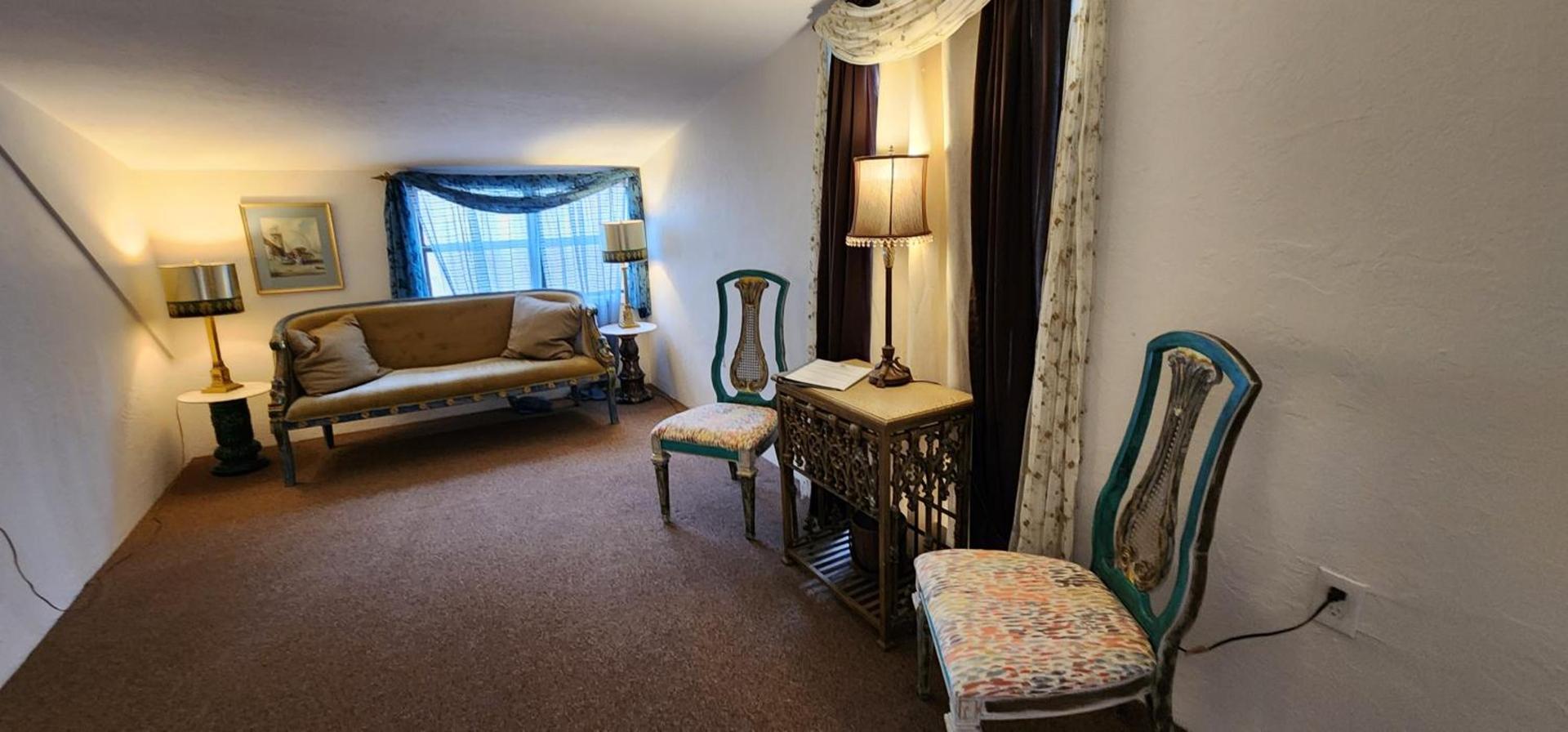 Lily Creek Lodge photo 16