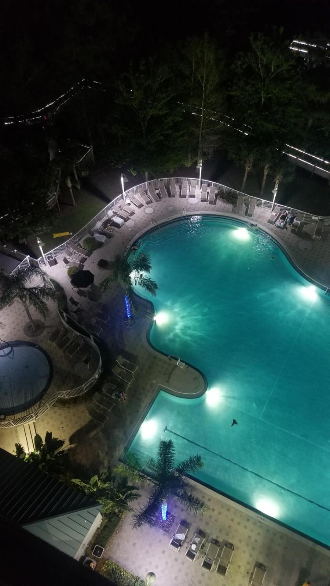 Lakeview Condo Hotel near Disney photo 2