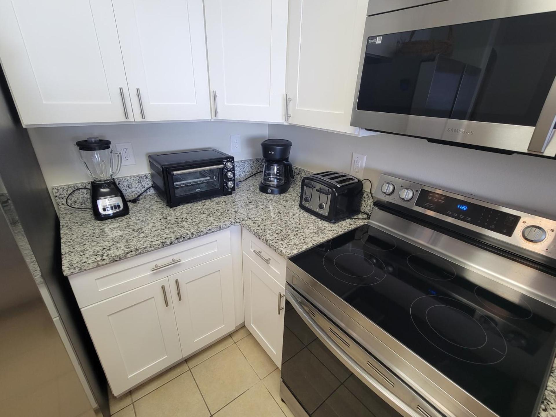Lakeview Condo Hotel near Disney photo 11
