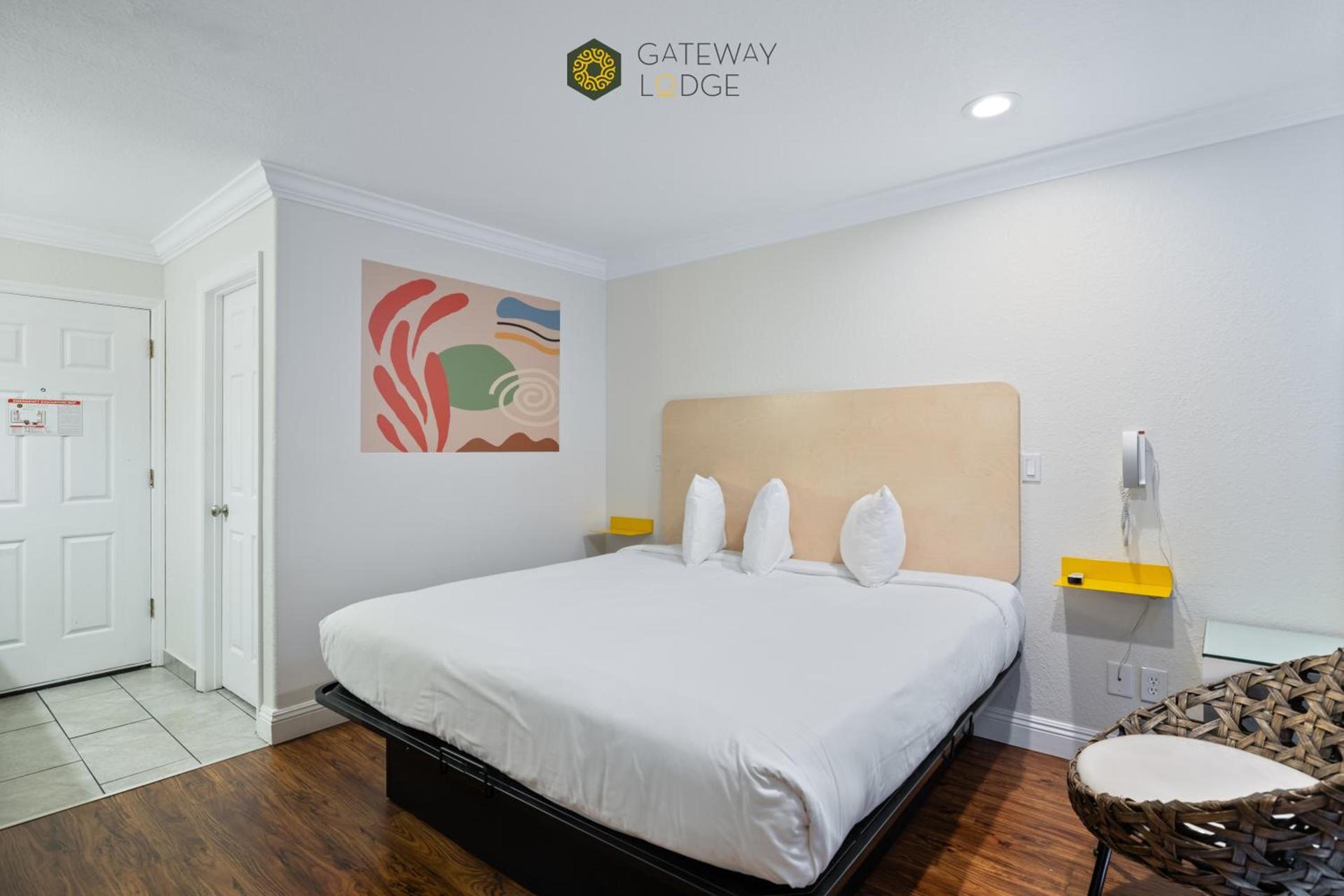 Gateway Lodge photo 37
