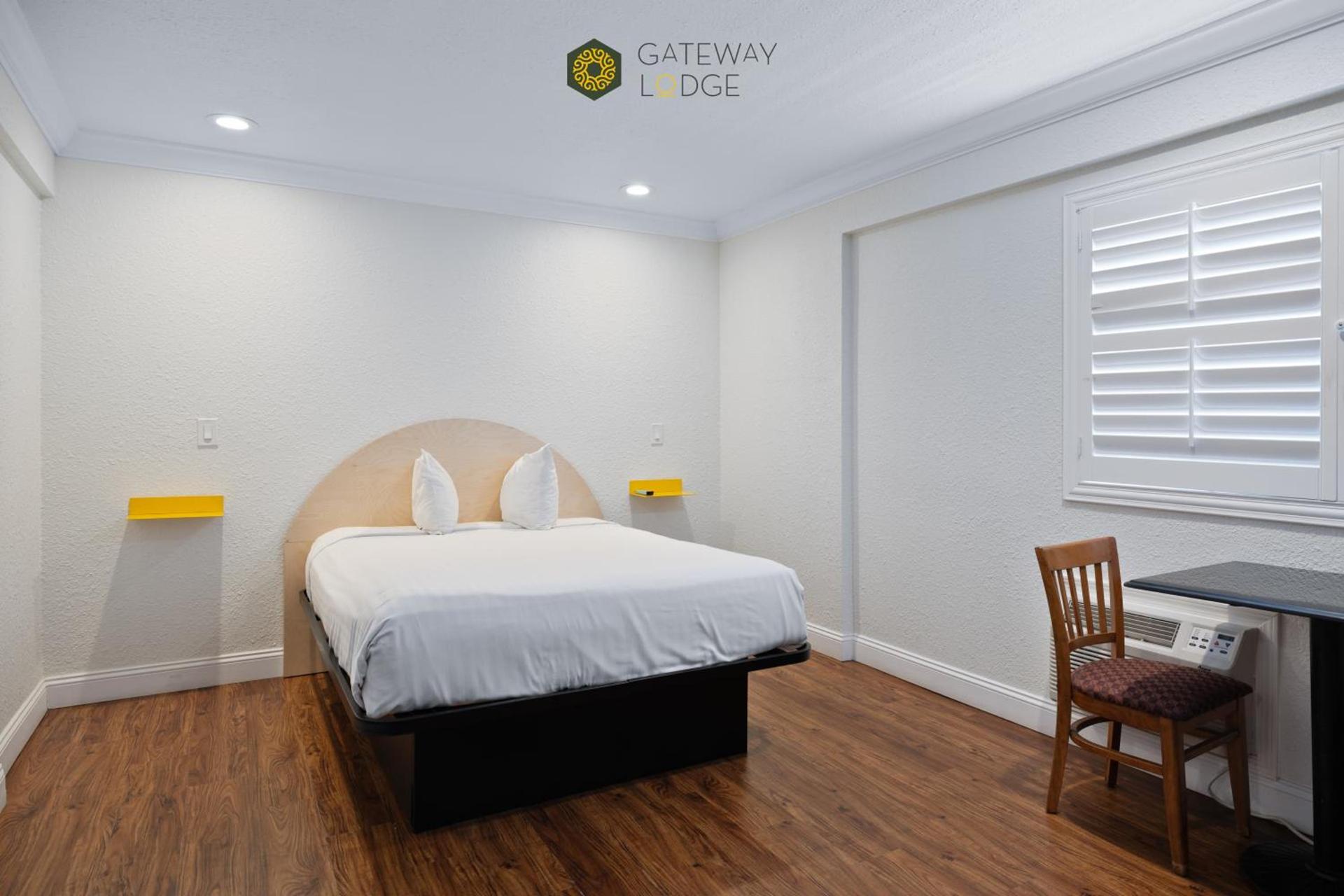 Gateway Lodge photo 51