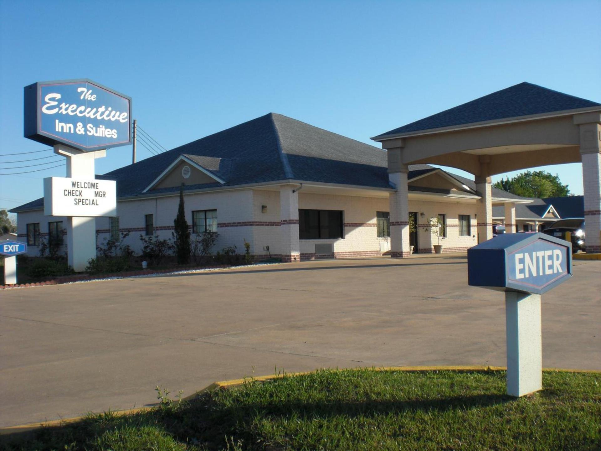 Executive Inn & Suites West Columbia — hotel in West Columbia
