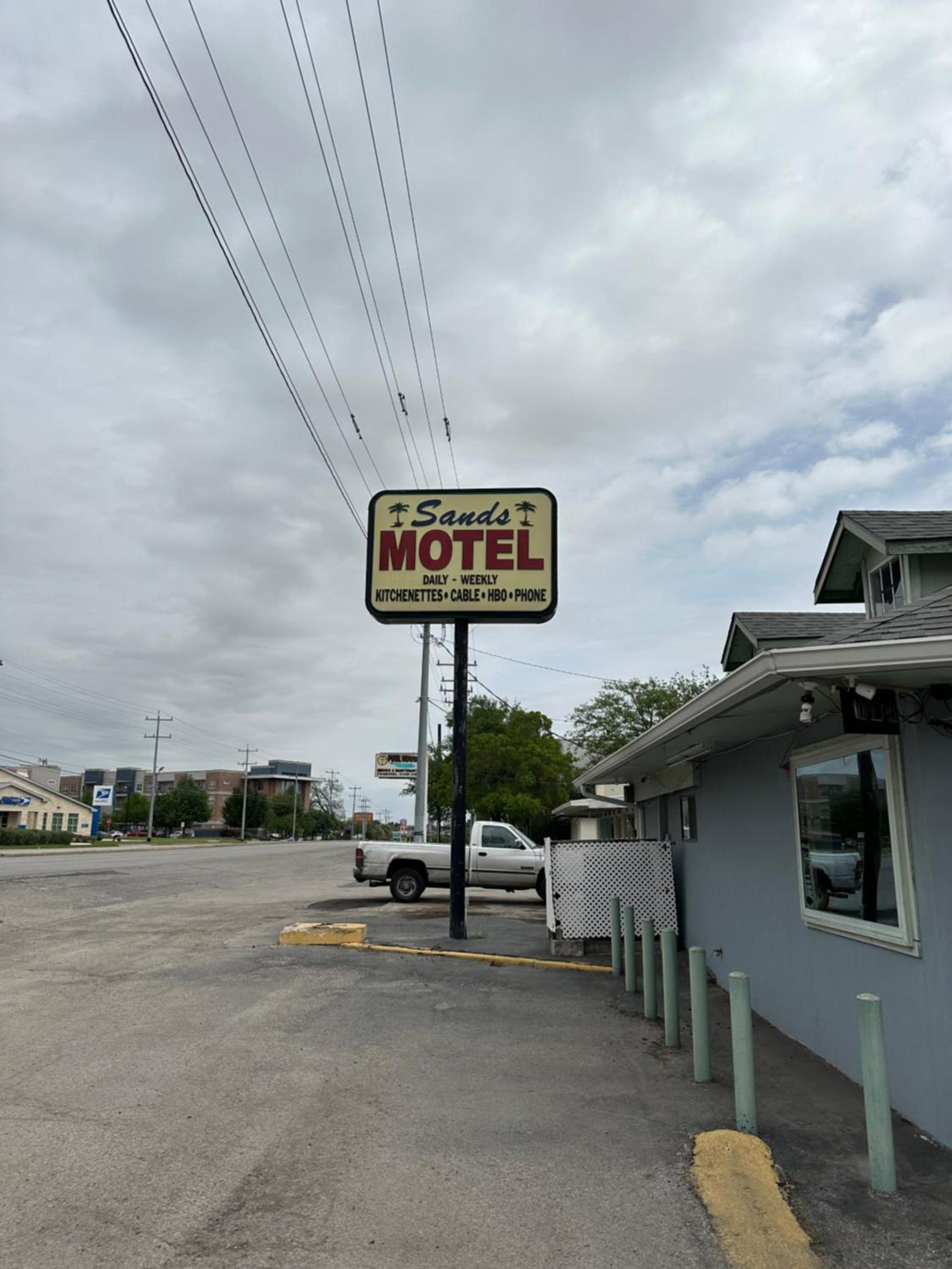 Sands Motel photo 9