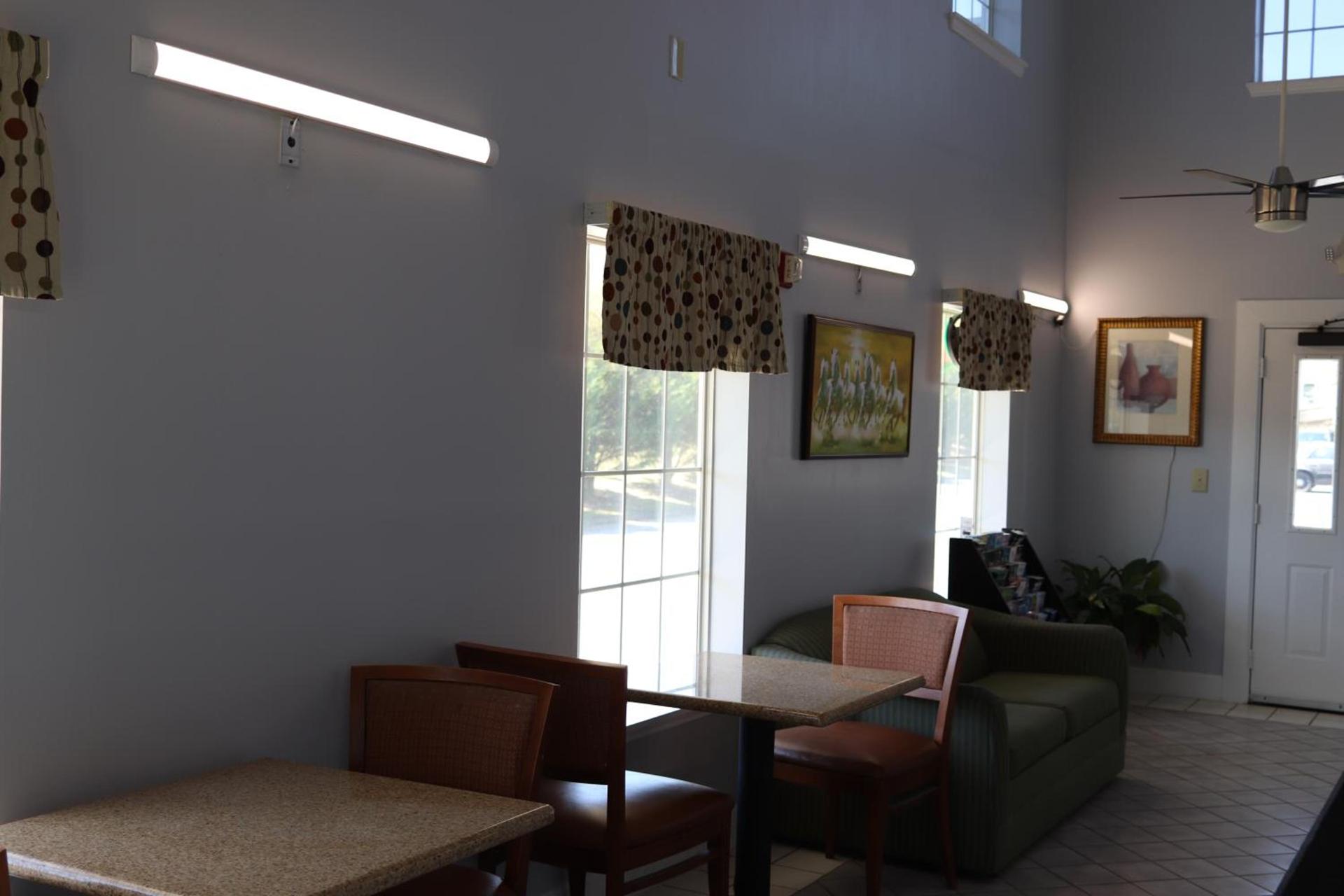 Woodstream Inn photo 7