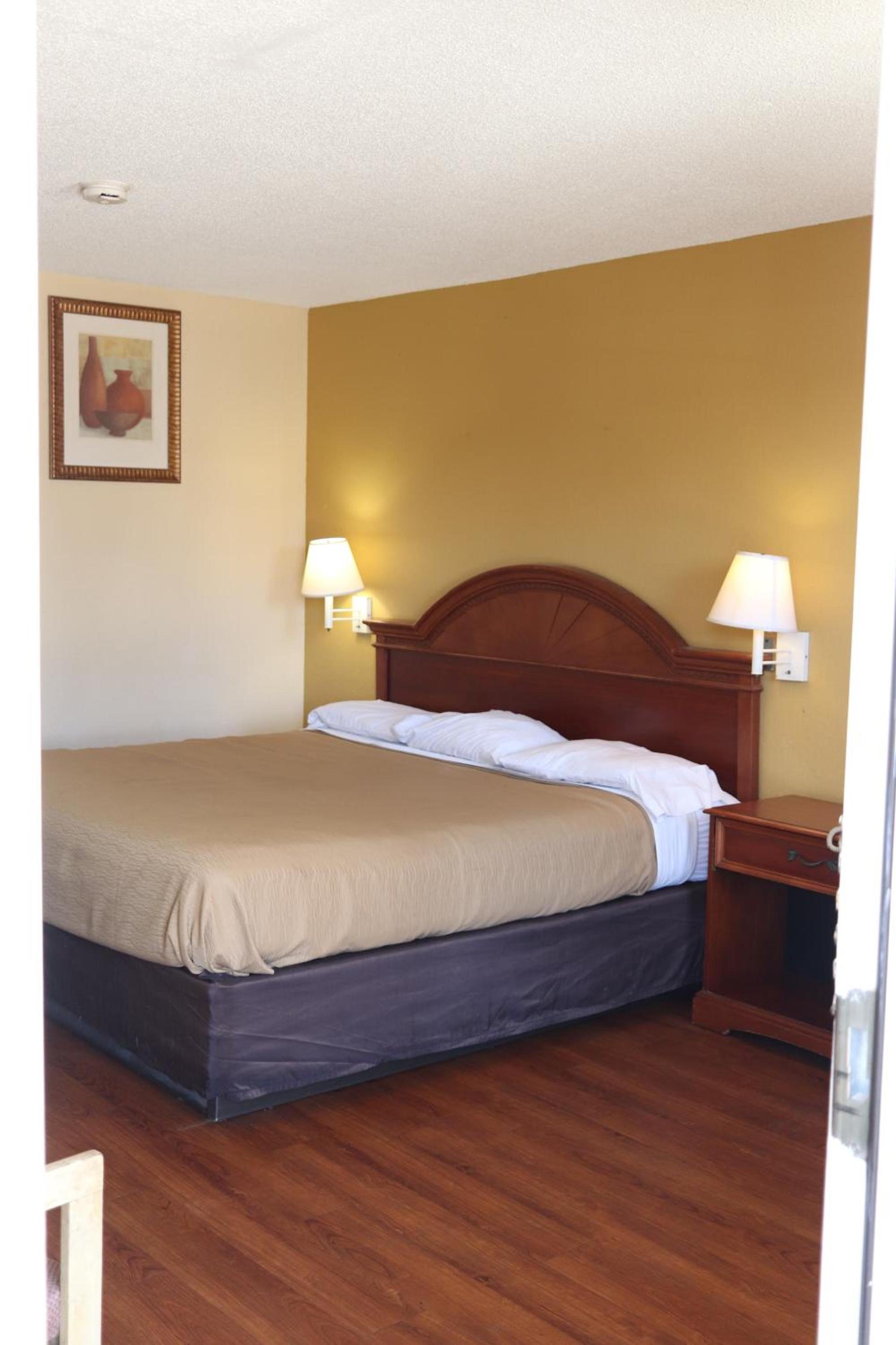 Woodstream Inn photo 24