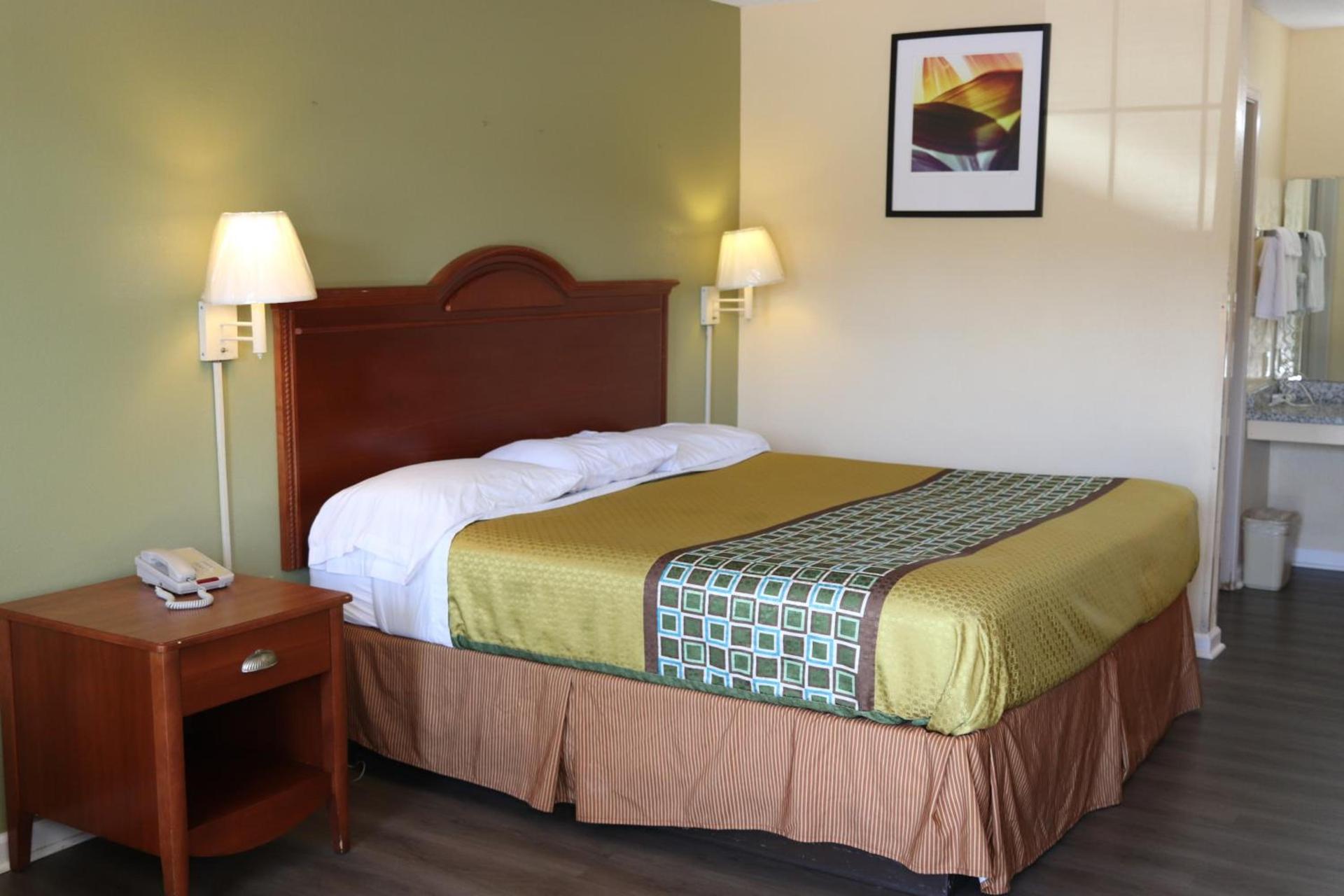 Woodstream Inn photo 22