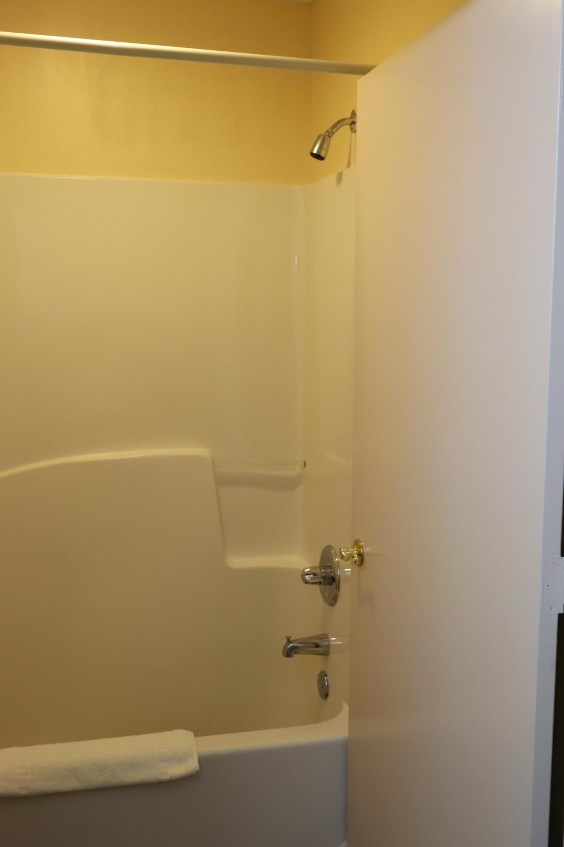 Woodstream Inn photo 36