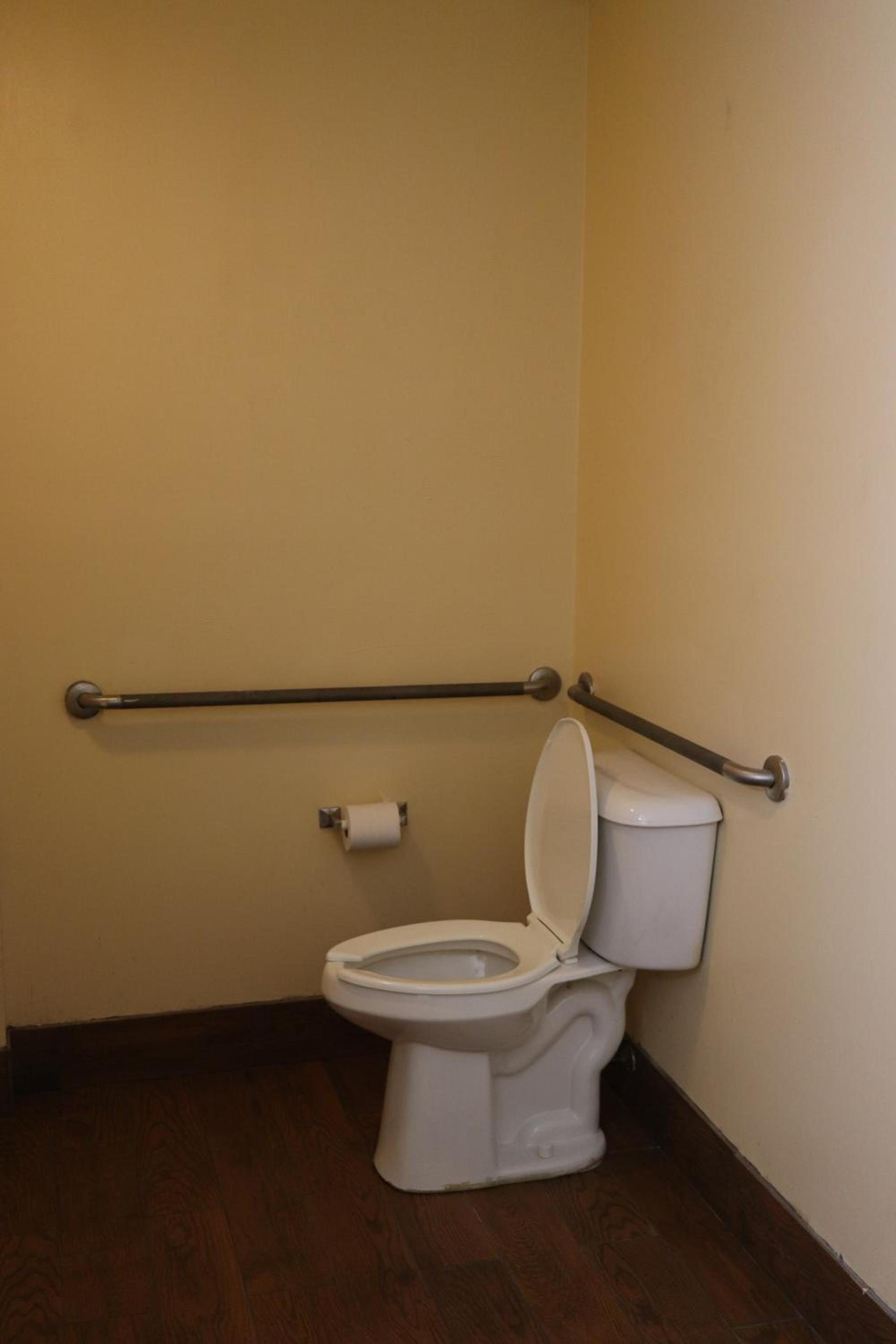 Woodstream Inn photo 45