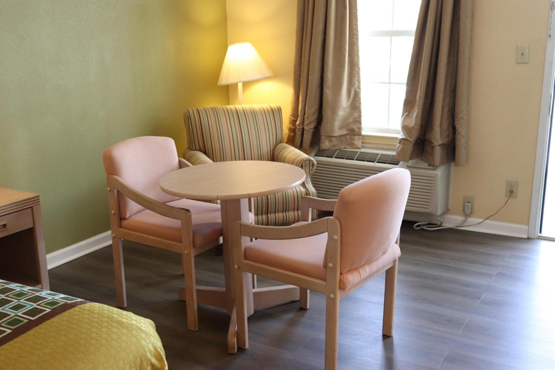 Woodstream Inn photo 52