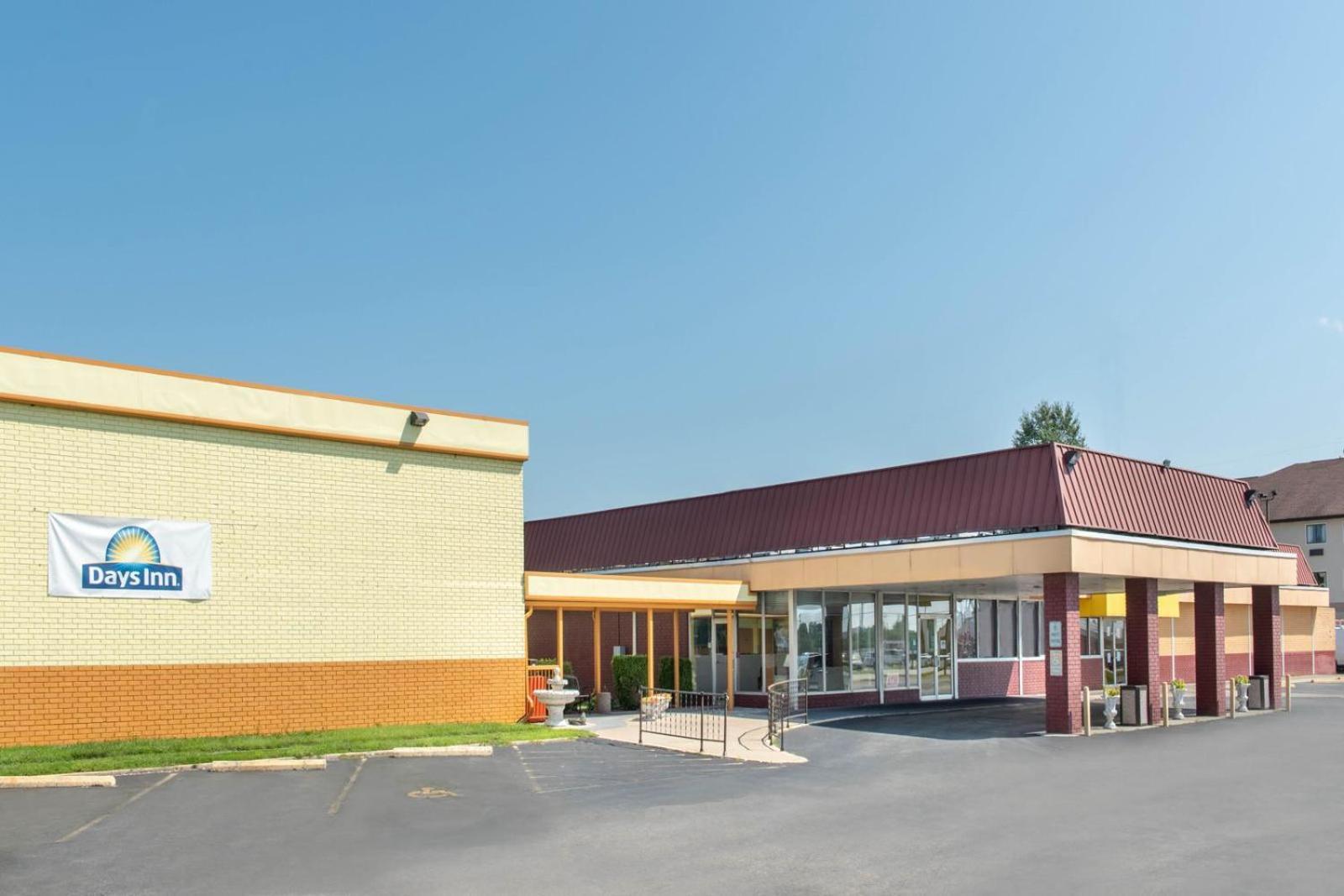 Days Inn by Wyndham Salem, IL — hotel in Salem