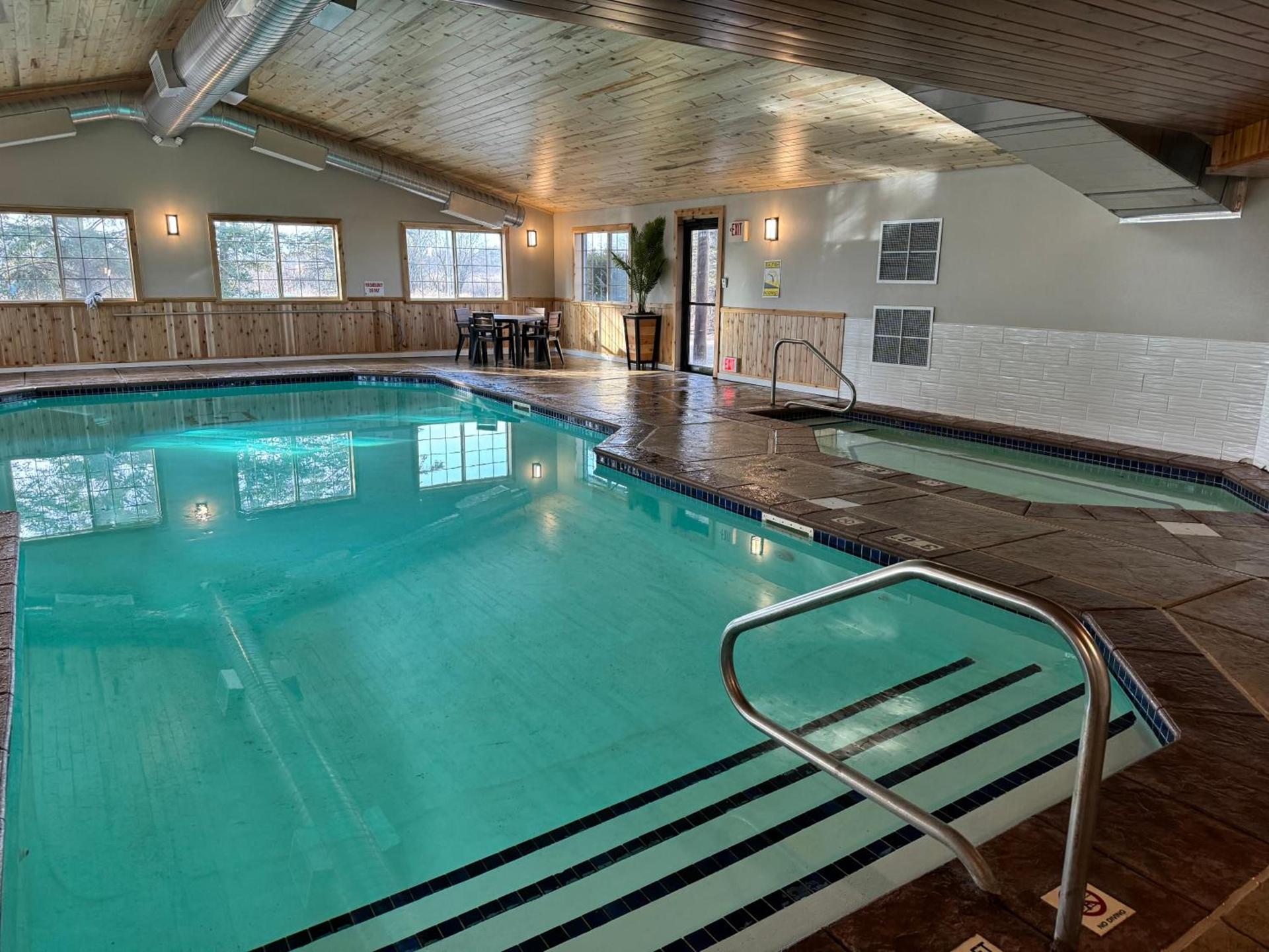 Crossroads Hotel photo 10
