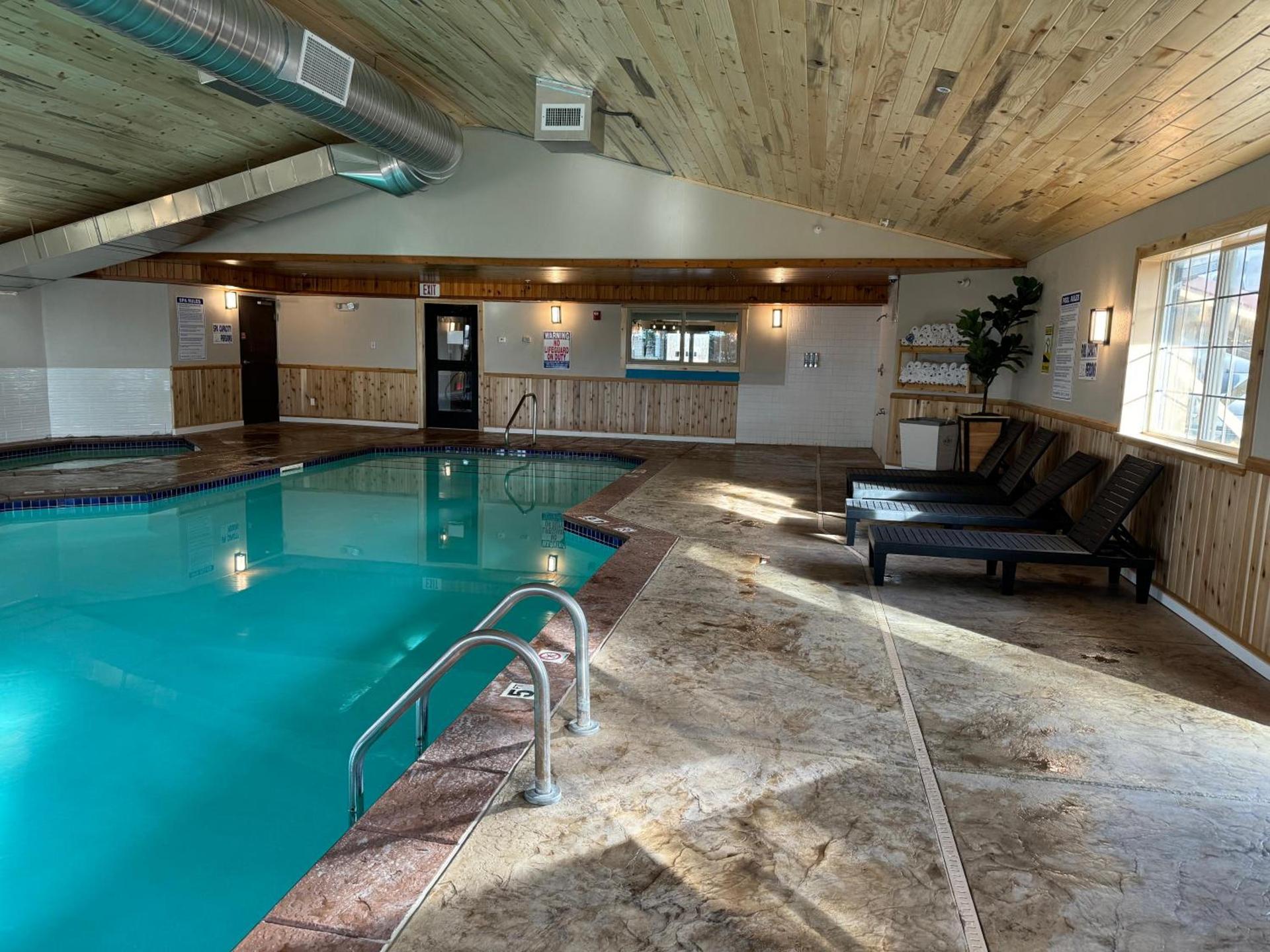 Crossroads Hotel photo 9