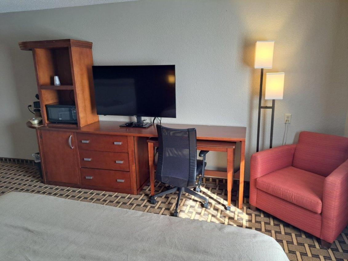 Crossroads Hotel photo 15