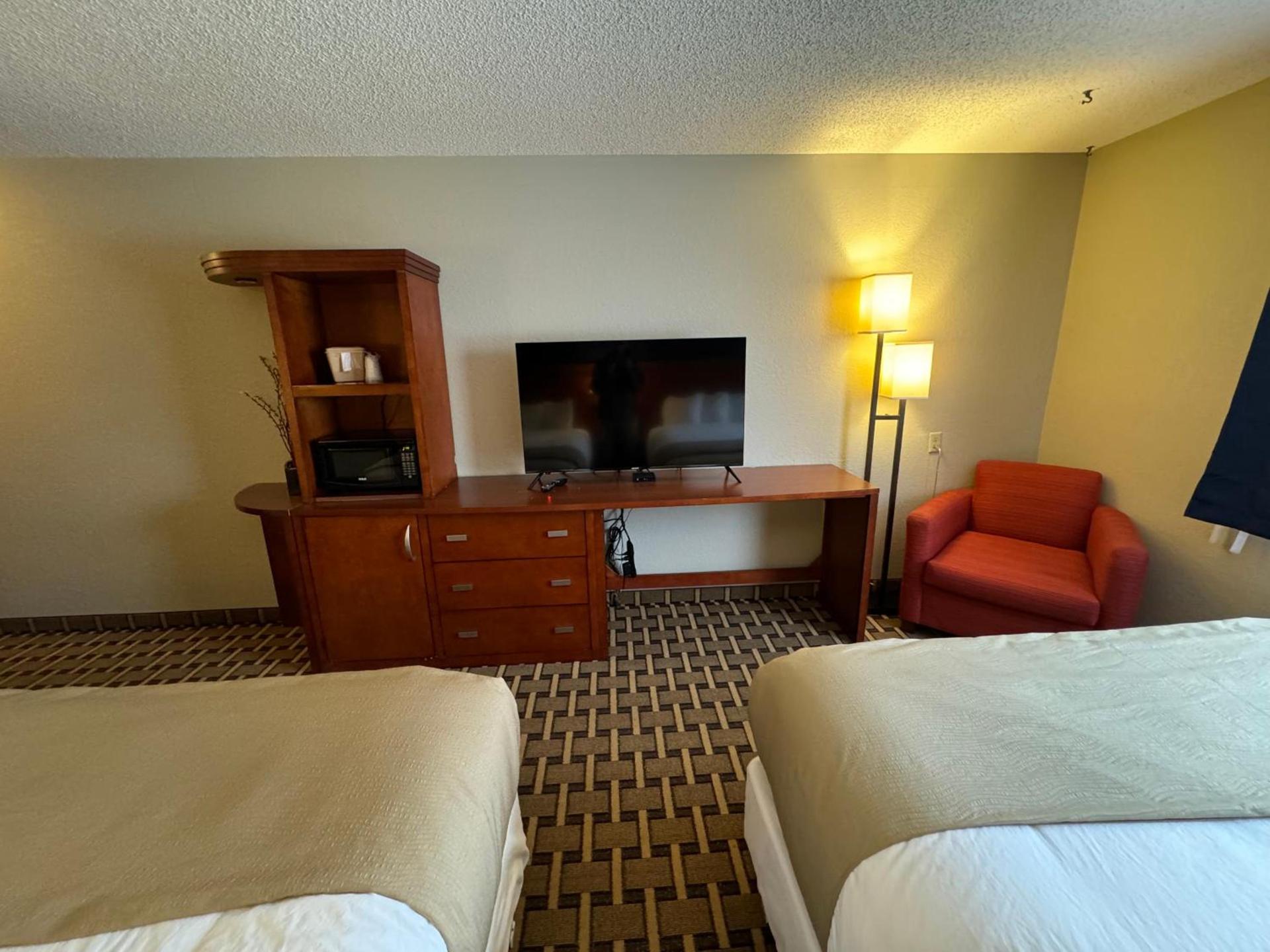 Crossroads Hotel photo 17