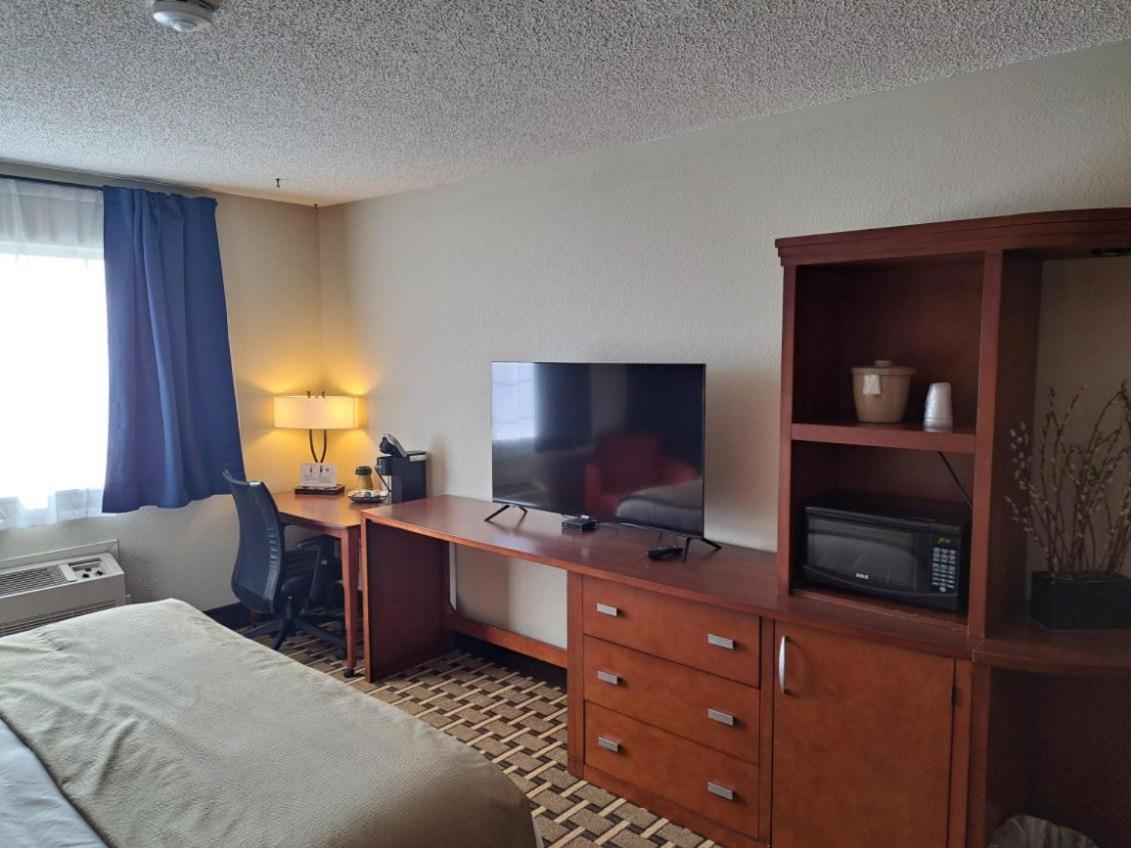 Crossroads Hotel photo 20