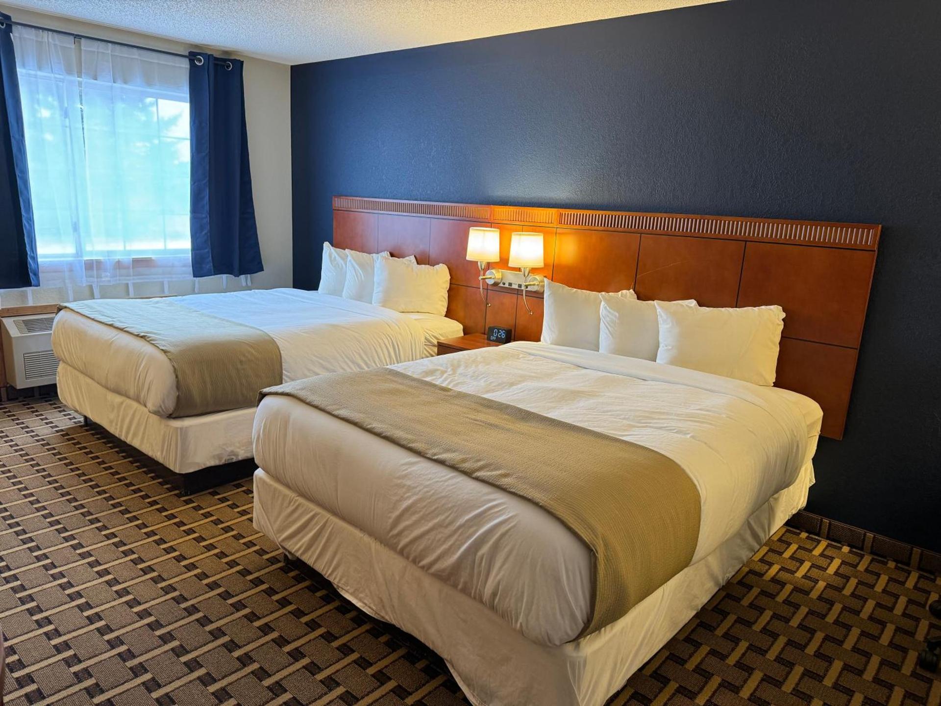 Crossroads Hotel photo 26
