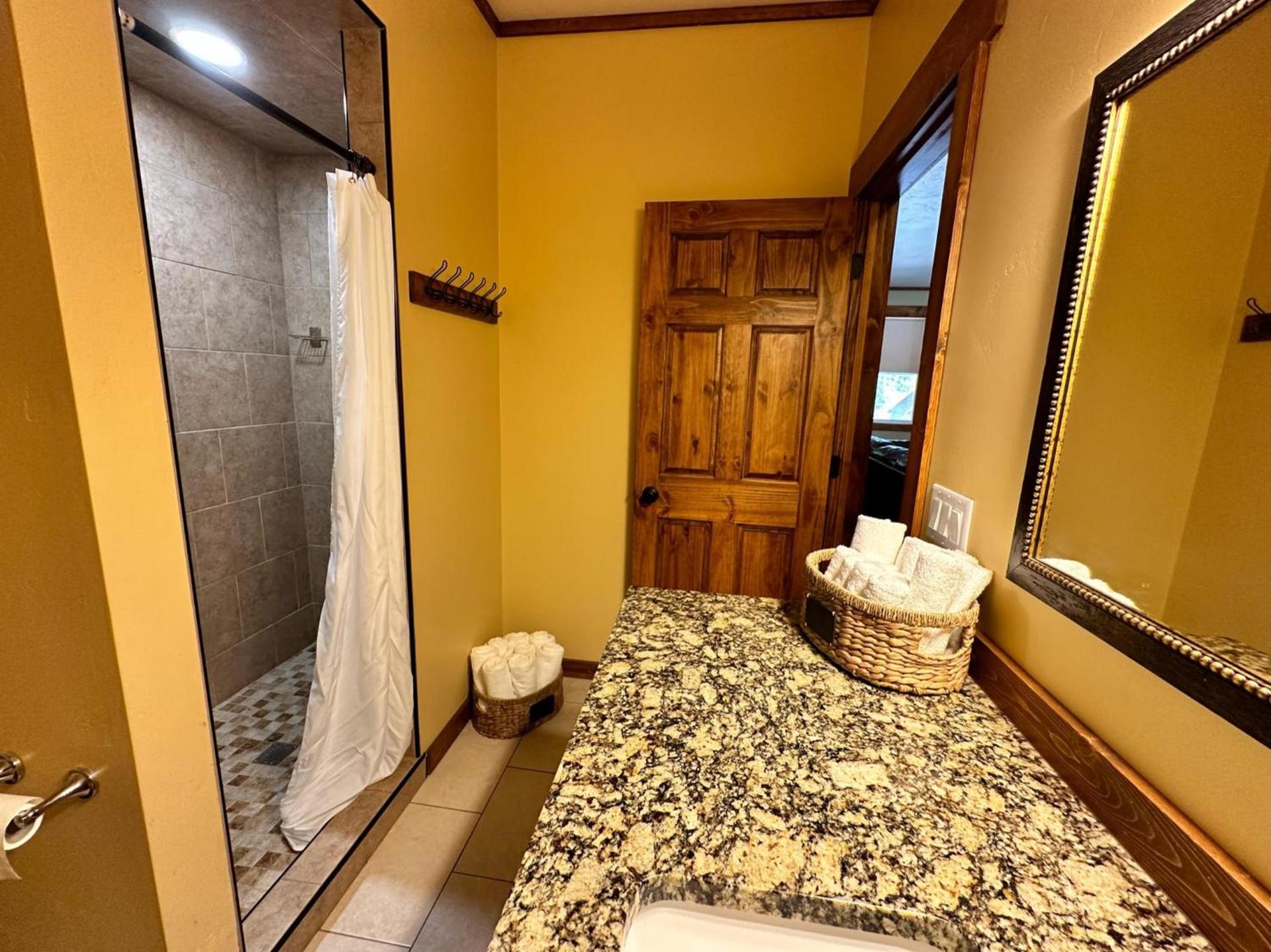 Yellowstone Cabins and RV photo 7