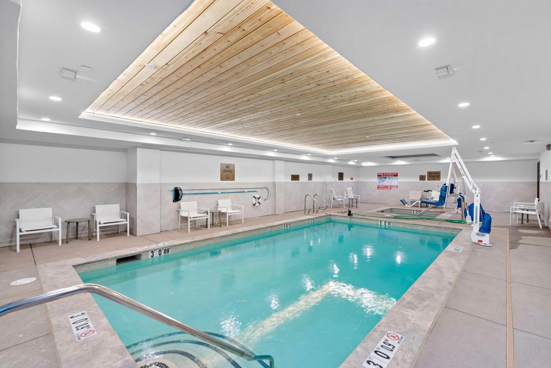 Hampton Inn Big Bear Lake photo 6