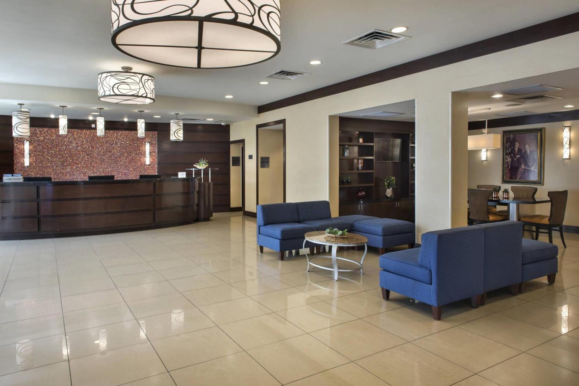 Marriott Saddle Brook photo 2