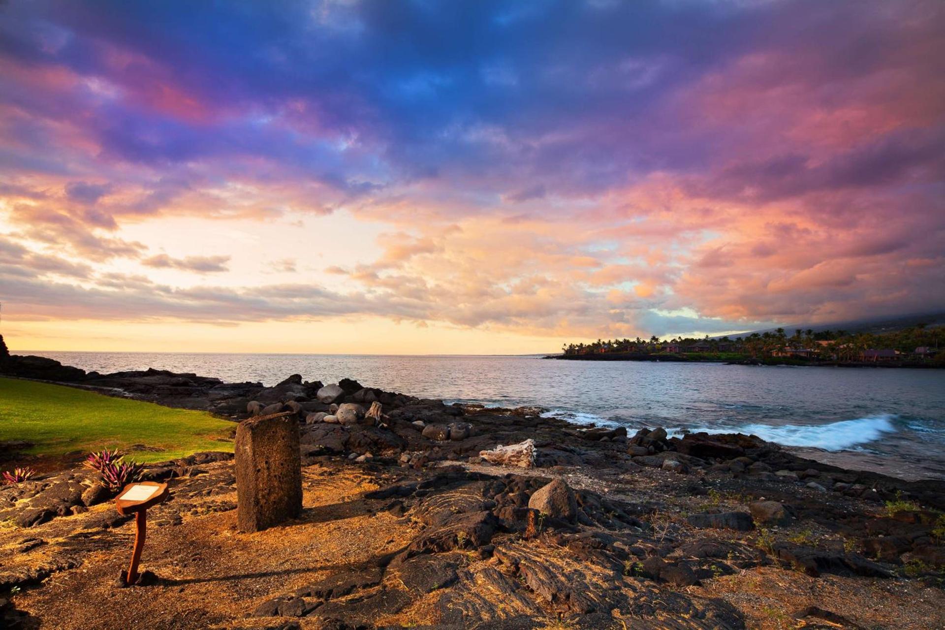 OUTRIGGER Kona Resort and Spa photo 6