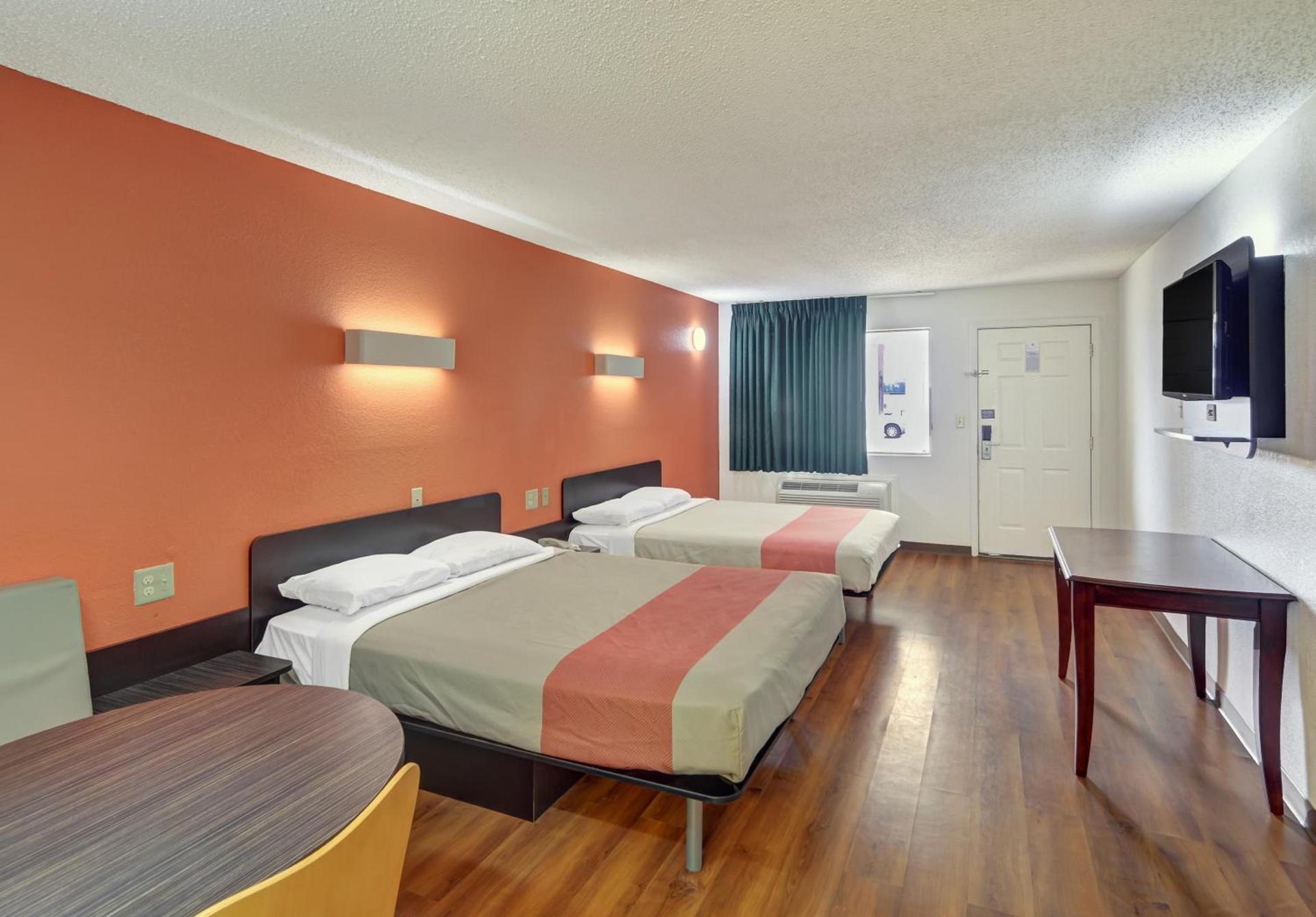Motel 6-Lindale, TX photo 13