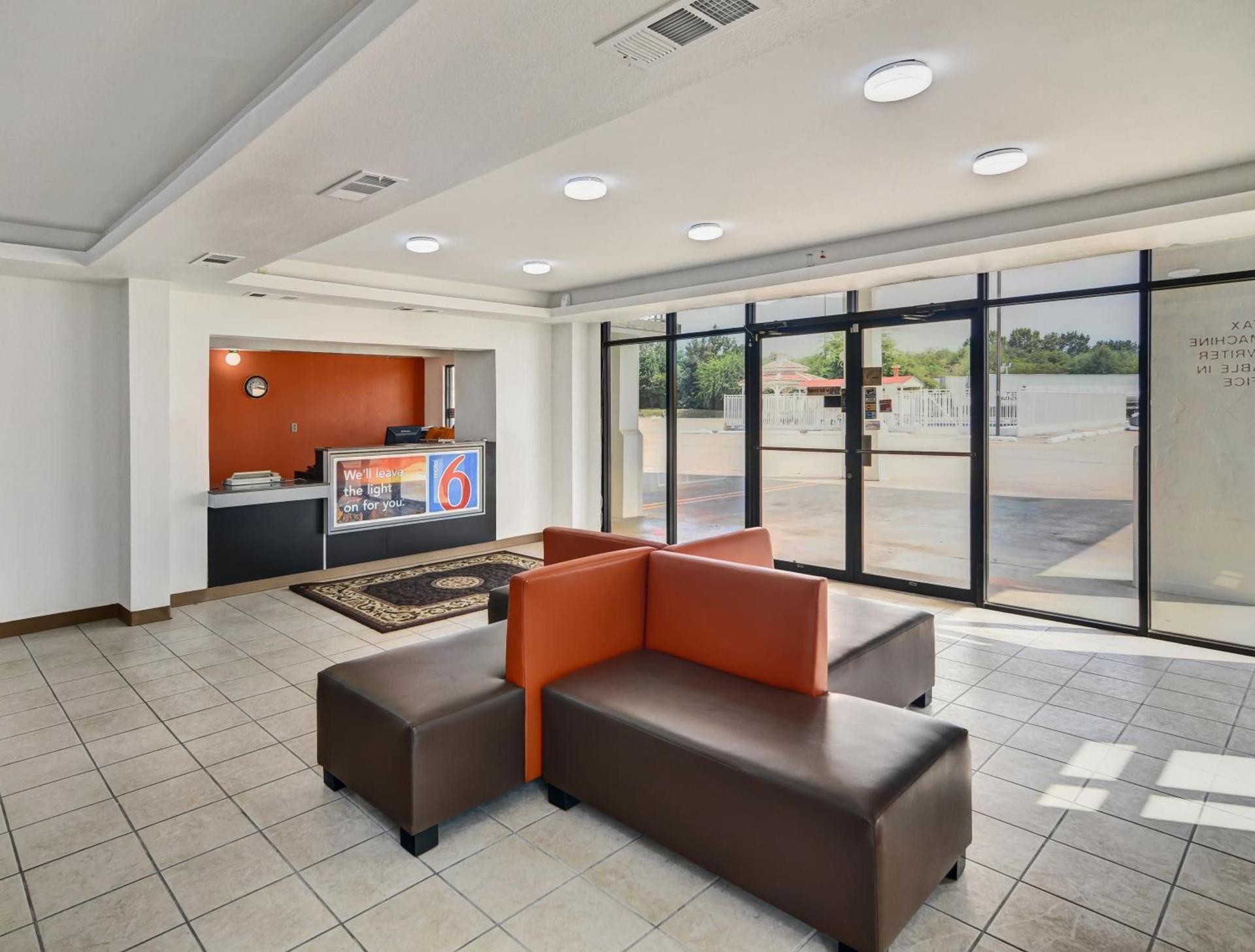 Motel 6-Lindale, TX photo 24