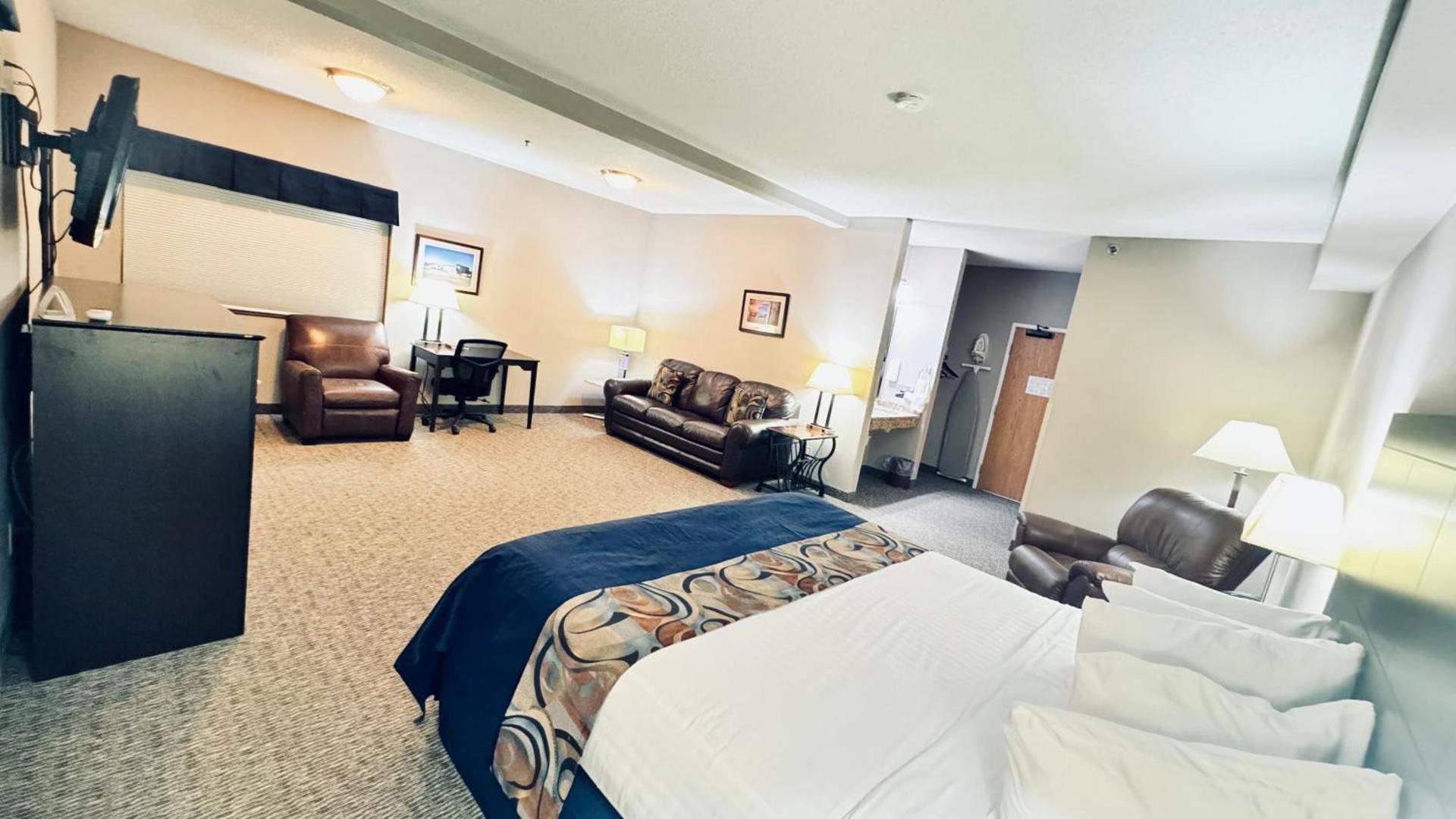 Garner INN & Suites photo 69