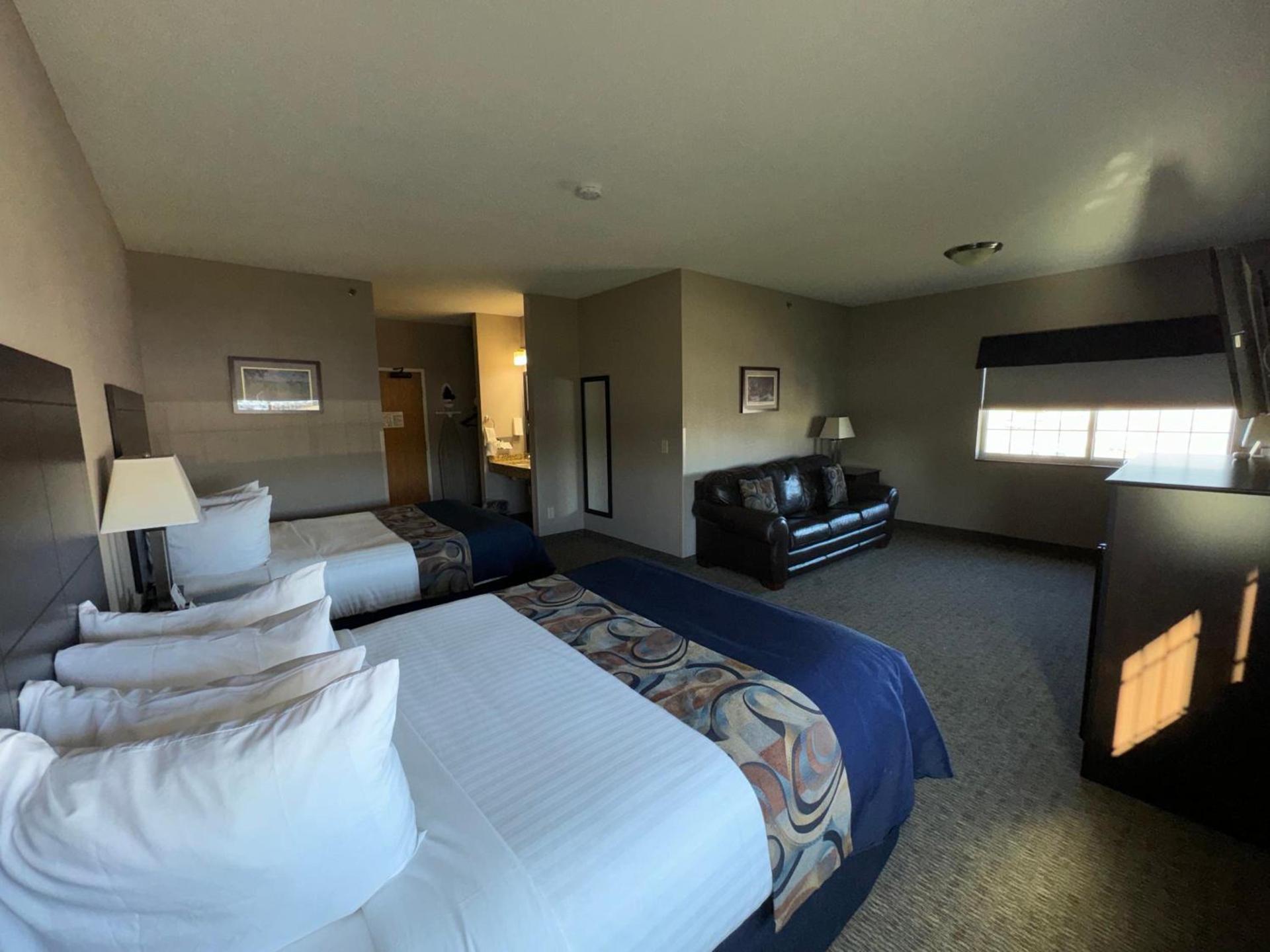 Garner INN & Suites photo 50