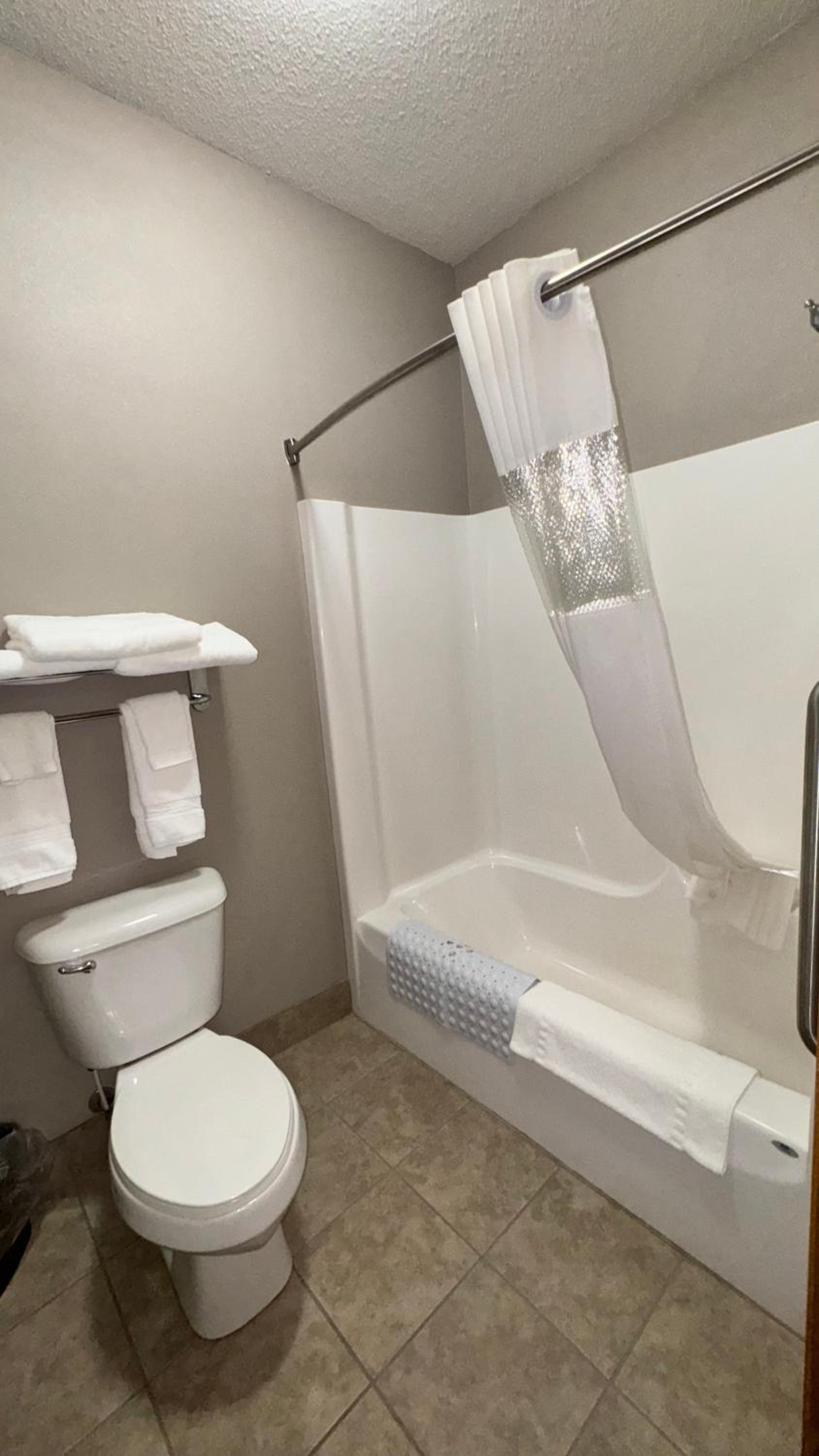 Garner INN & Suites photo 62