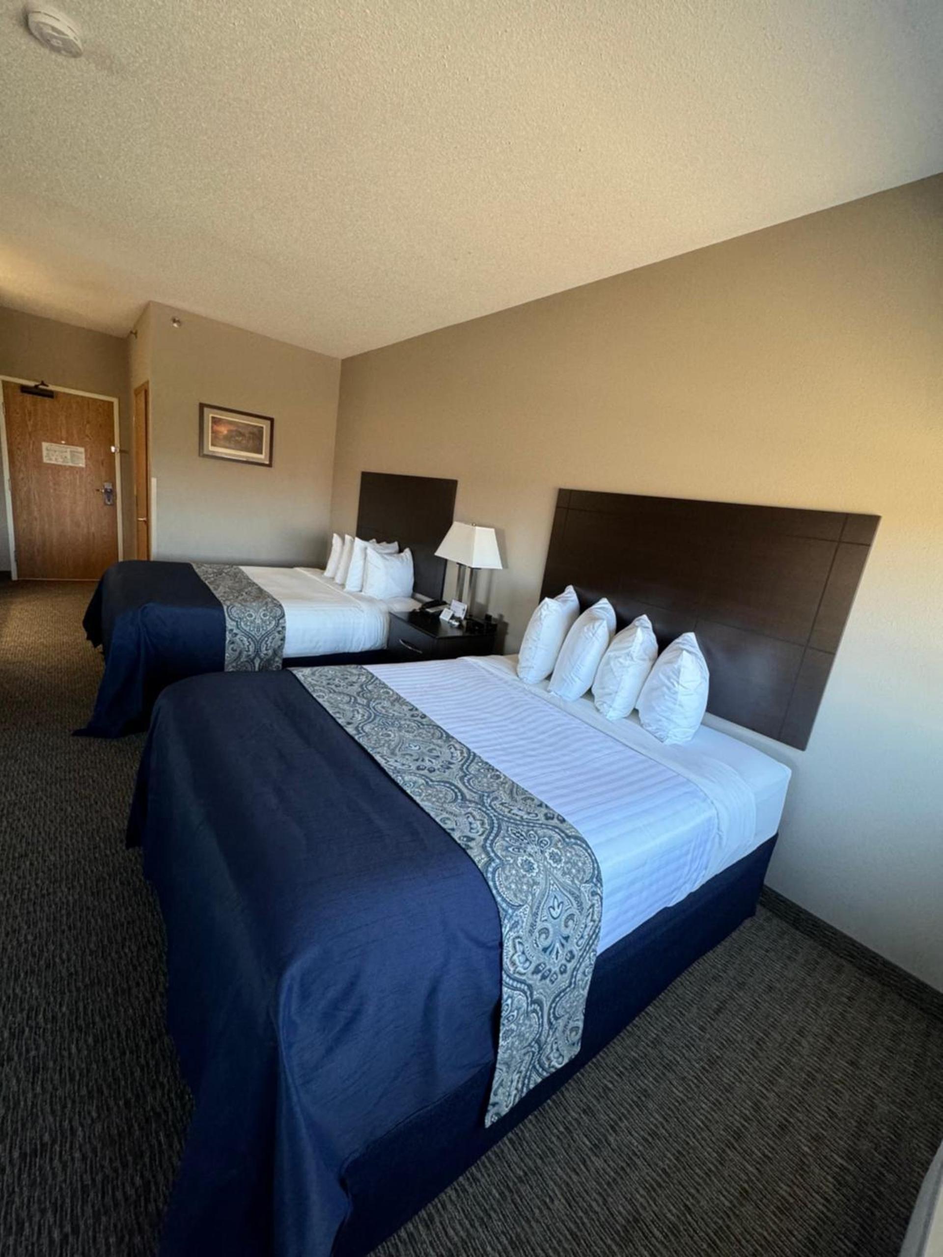 Garner INN & Suites photo 66