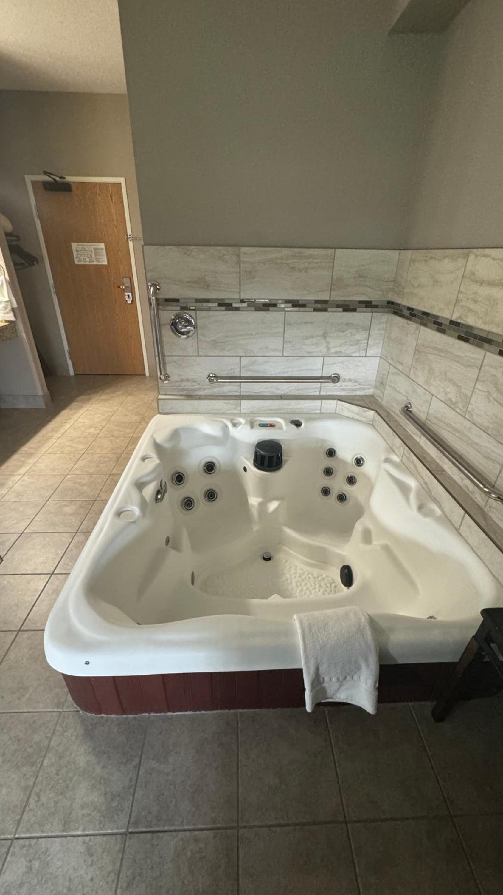 Garner INN & Suites photo 86